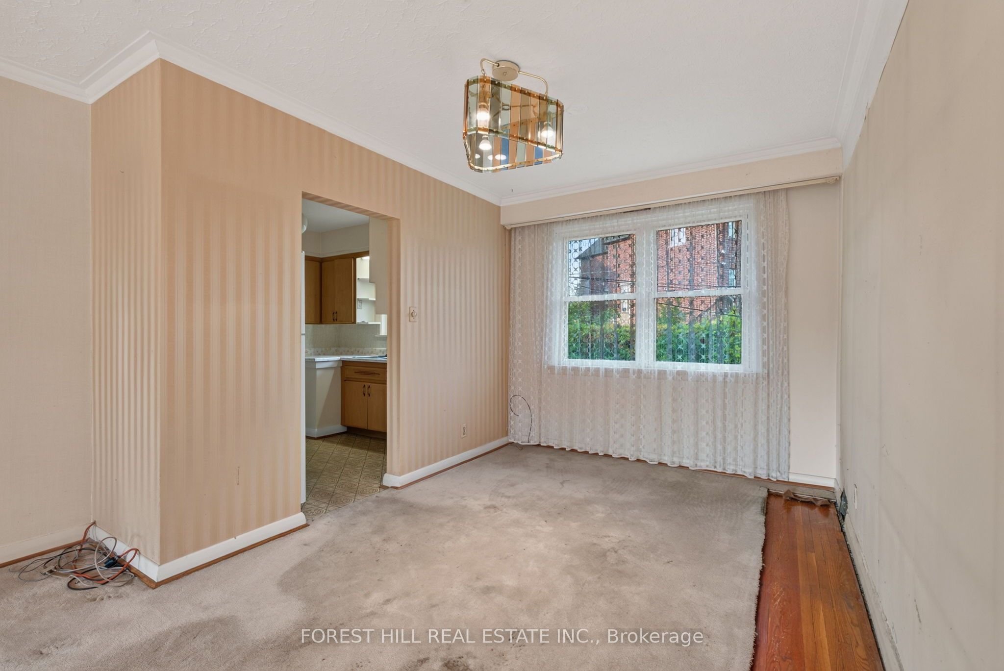 15 Robson Place Property Photo 6
