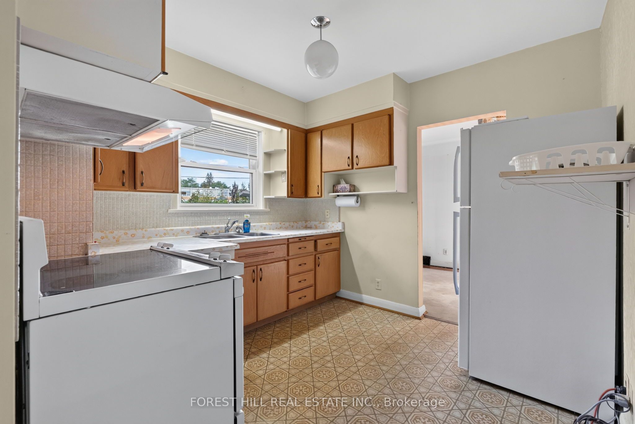 15 Robson Place Property Photo 8