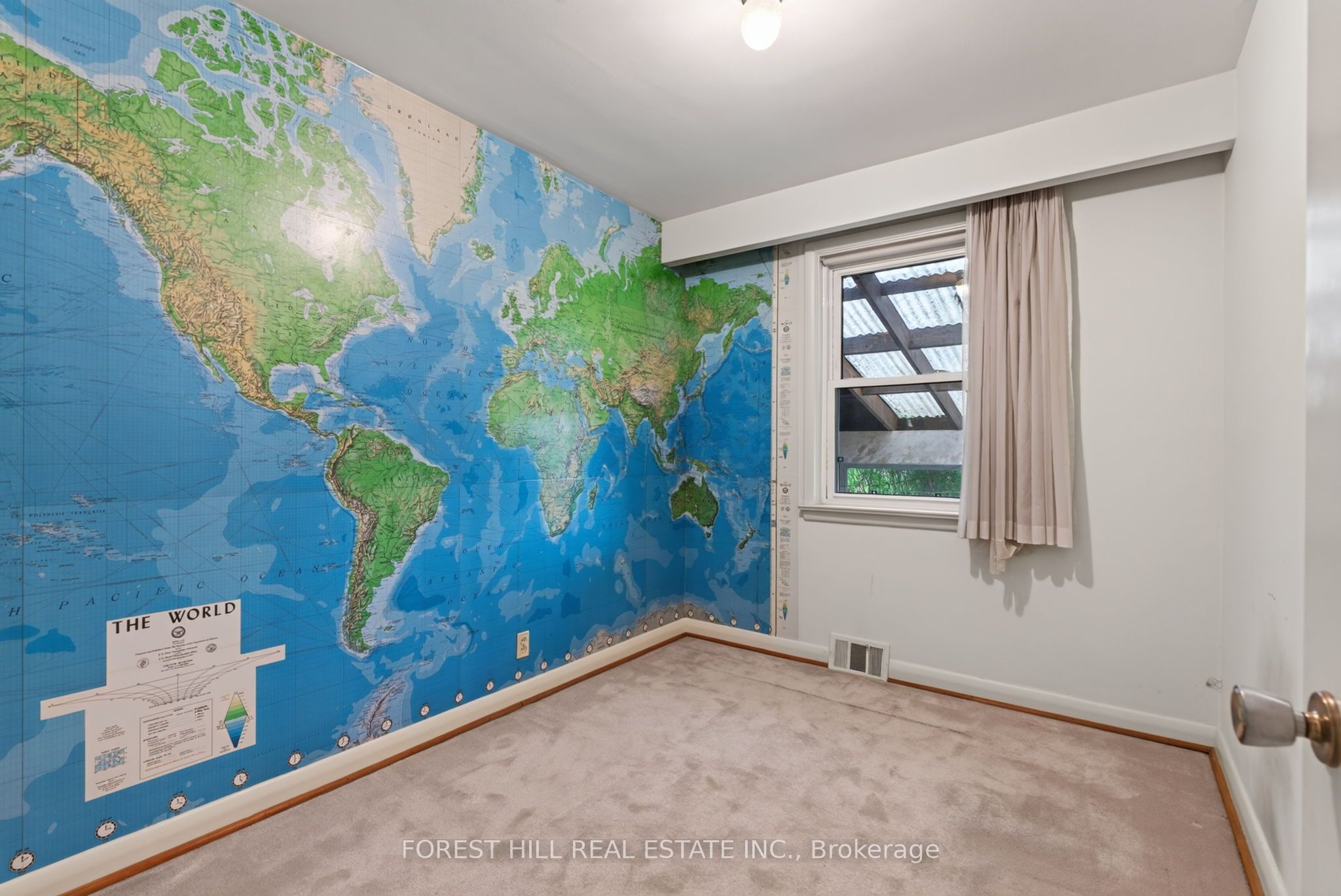 15 Robson Place Property Photo 14