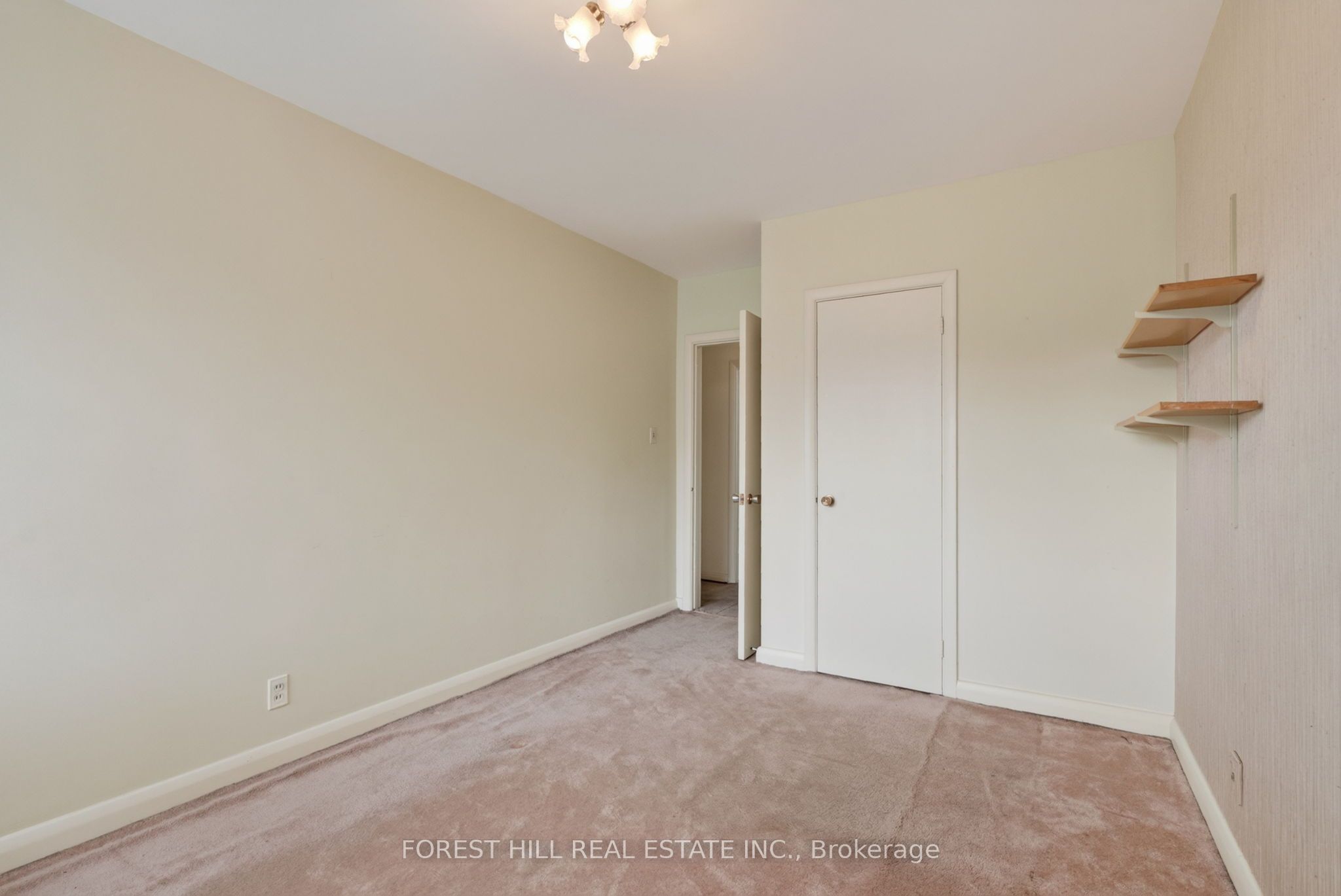 15 Robson Place Property Photo 15