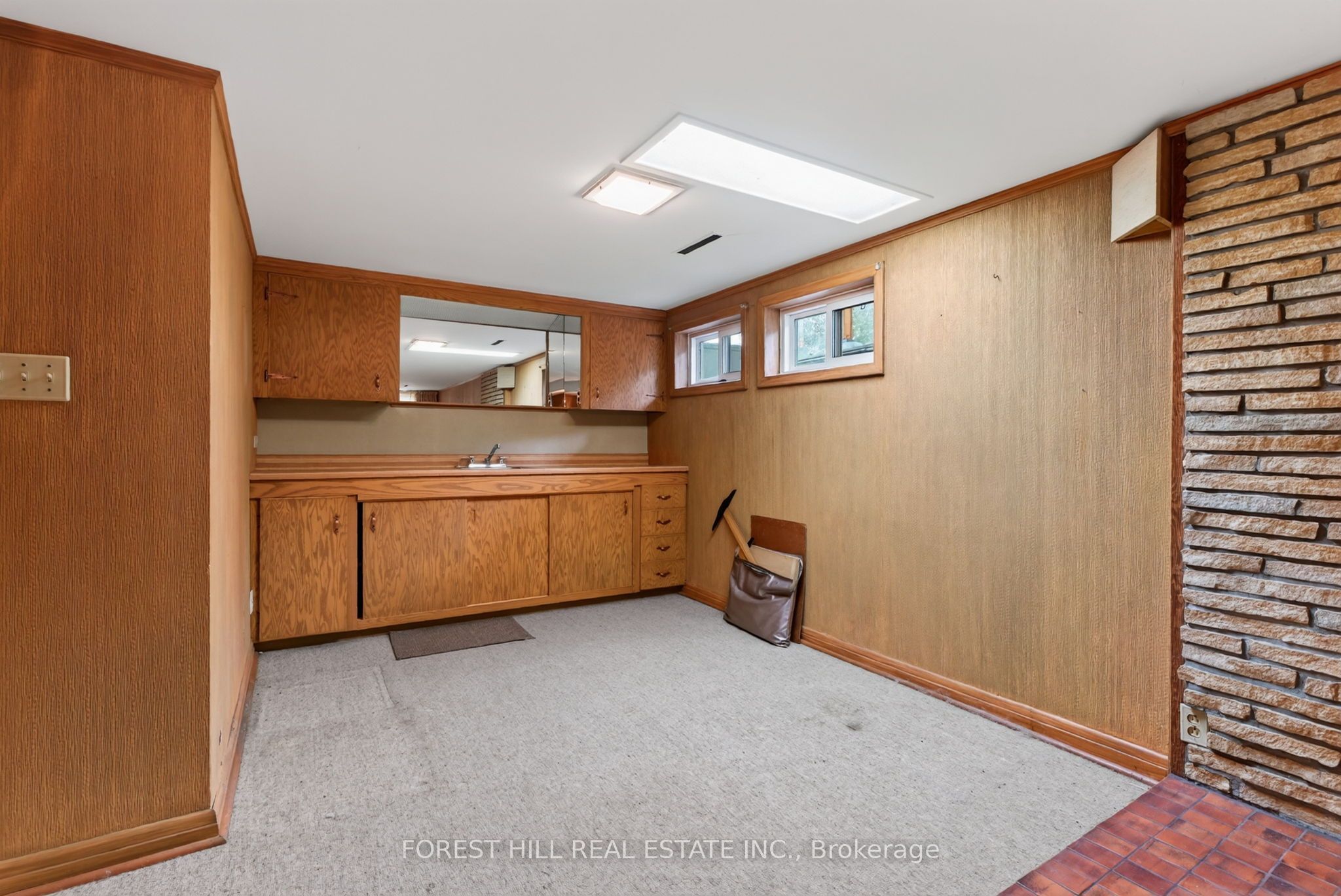15 Robson Place Property Photo 19