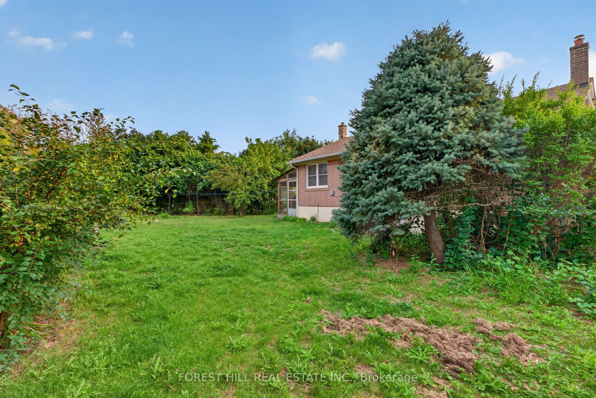 15 Robson Place Property Photo 26