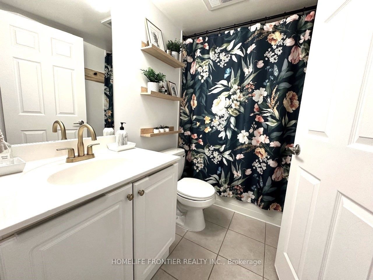 18 Valley Woods Road 716 Property Photo 16