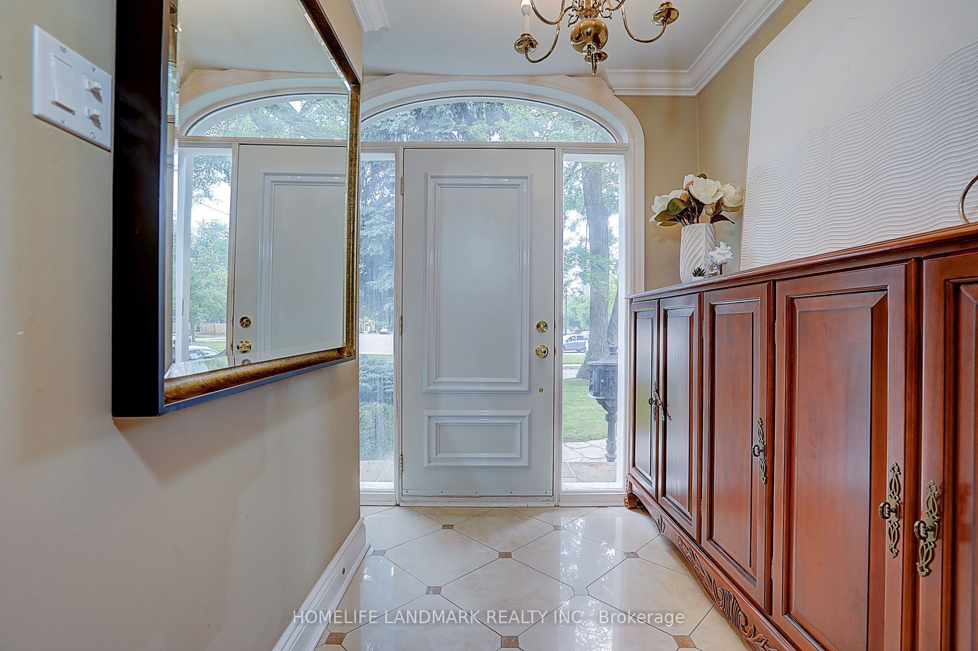 108 Empress Avenue Property Photo 4