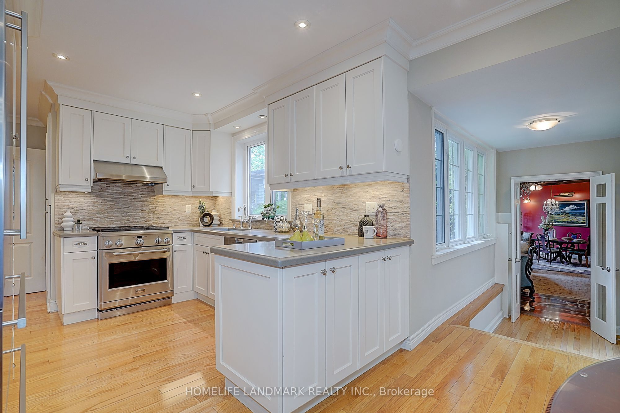 108 Empress Avenue Property Photo 8