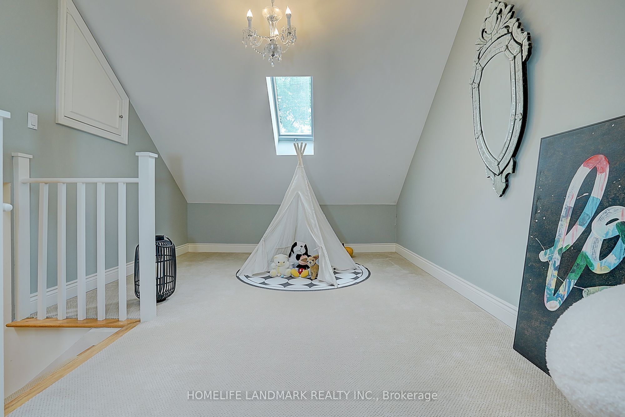 108 Empress Avenue Property Photo 38