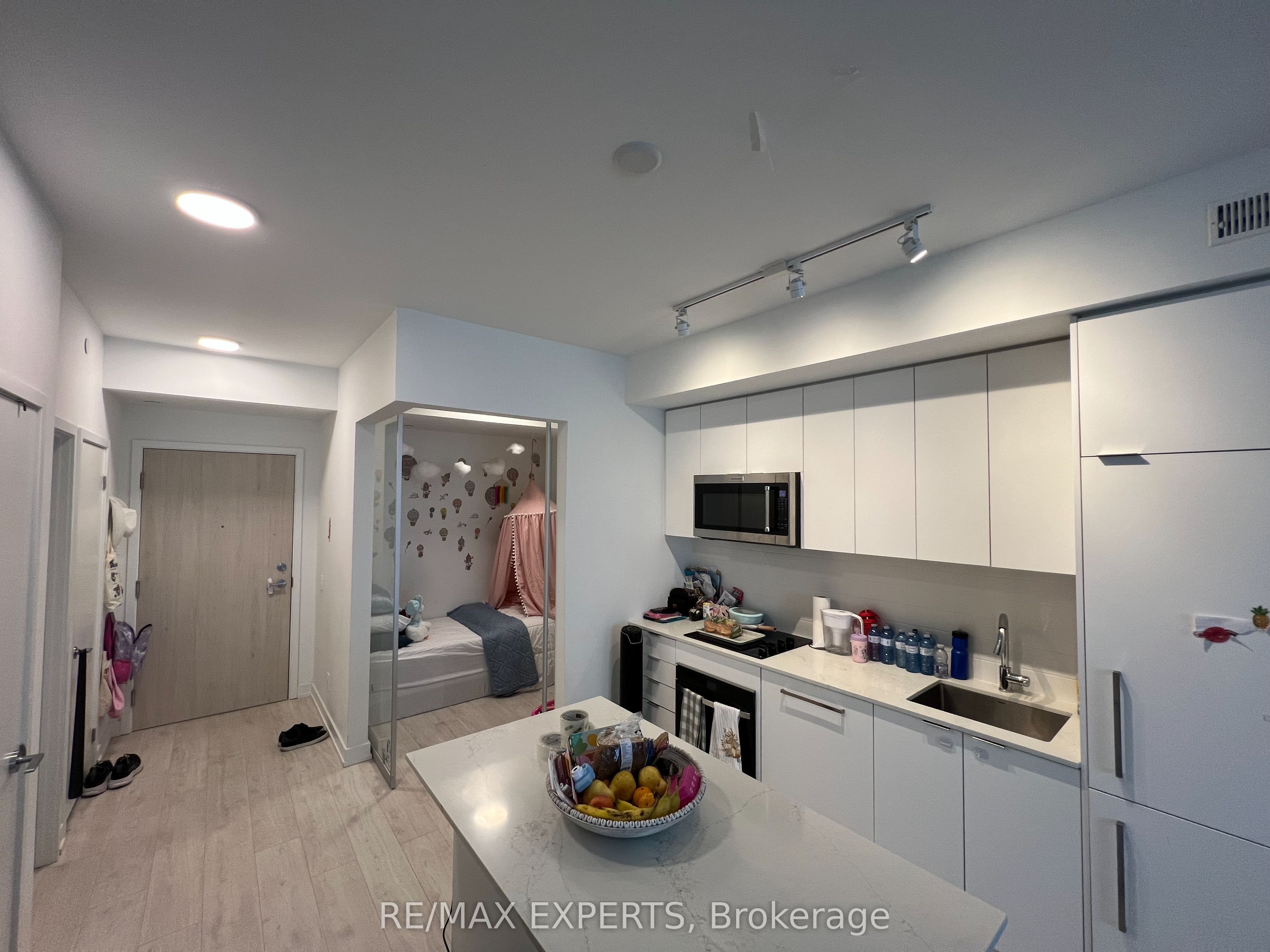 181 Sheppard Avenue E 431 Property Photo 9