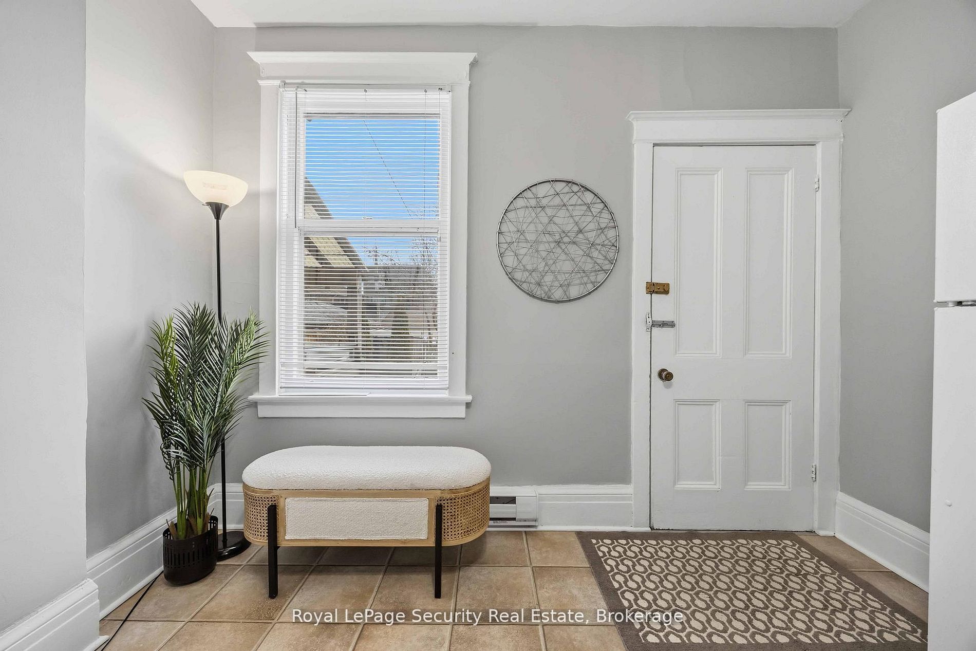667 Ossington Avenue Property Photo 10