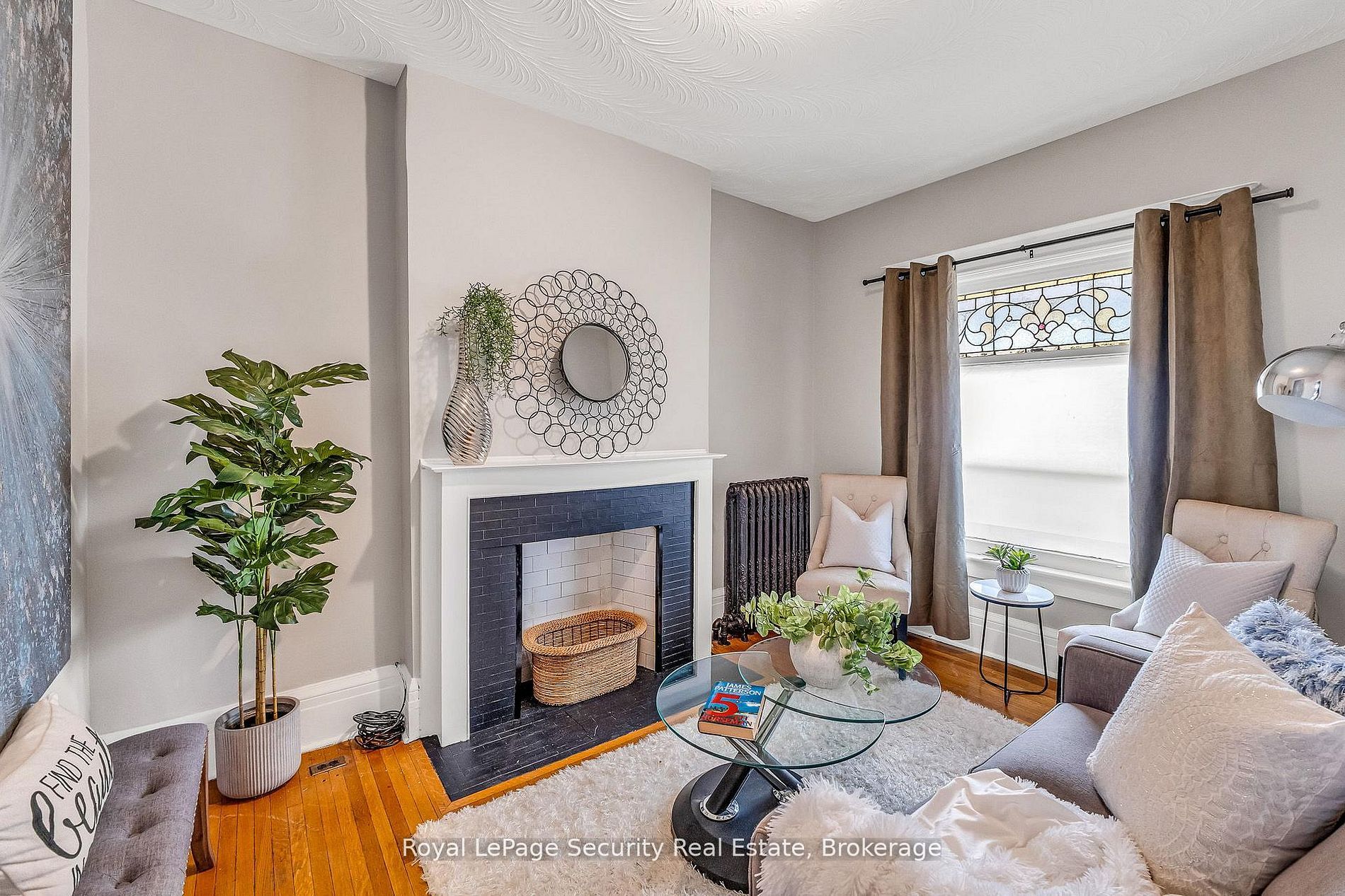 667 Ossington Avenue Property Photo 14