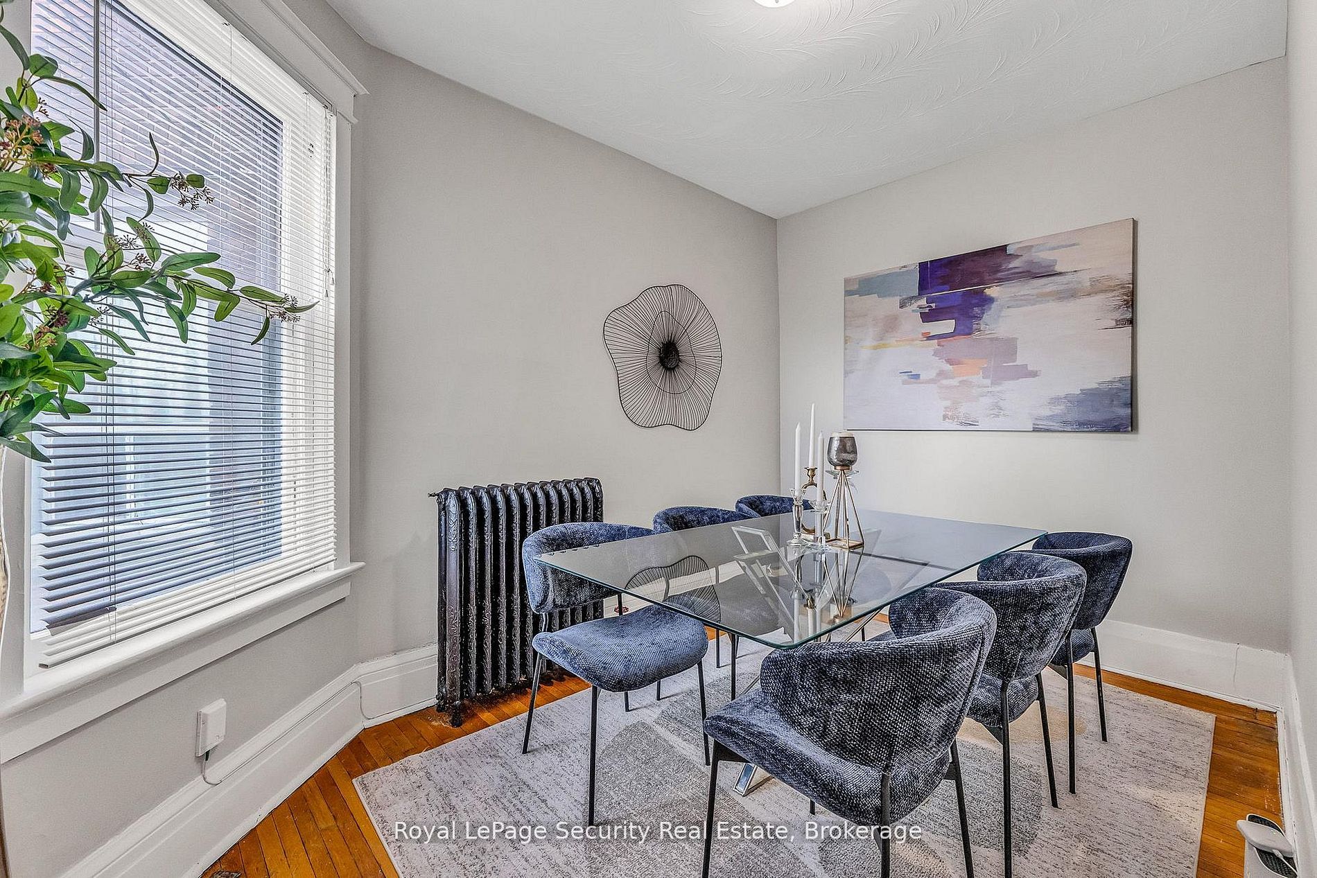 667 Ossington Avenue Property Photo 16