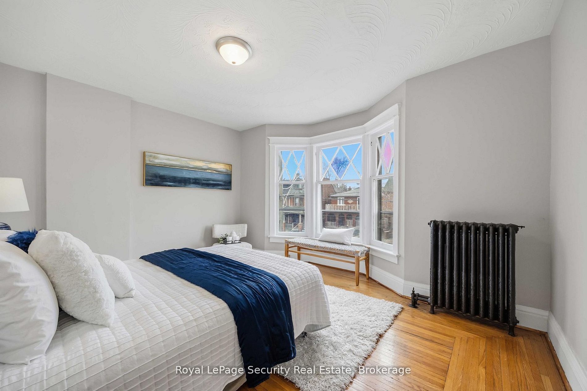 667 Ossington Avenue Property Photo 20