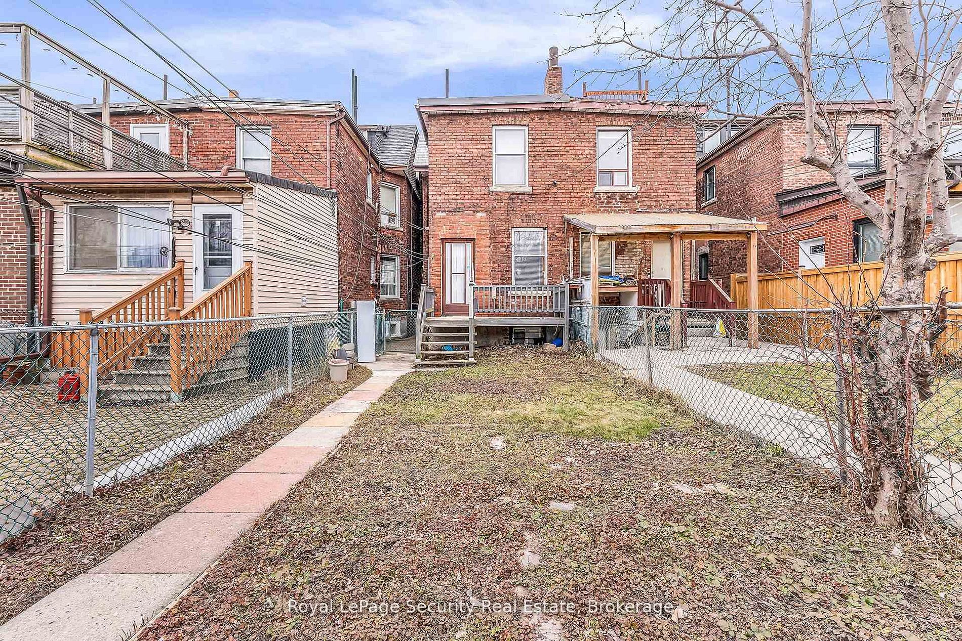 667 Ossington Avenue Property Photo 49