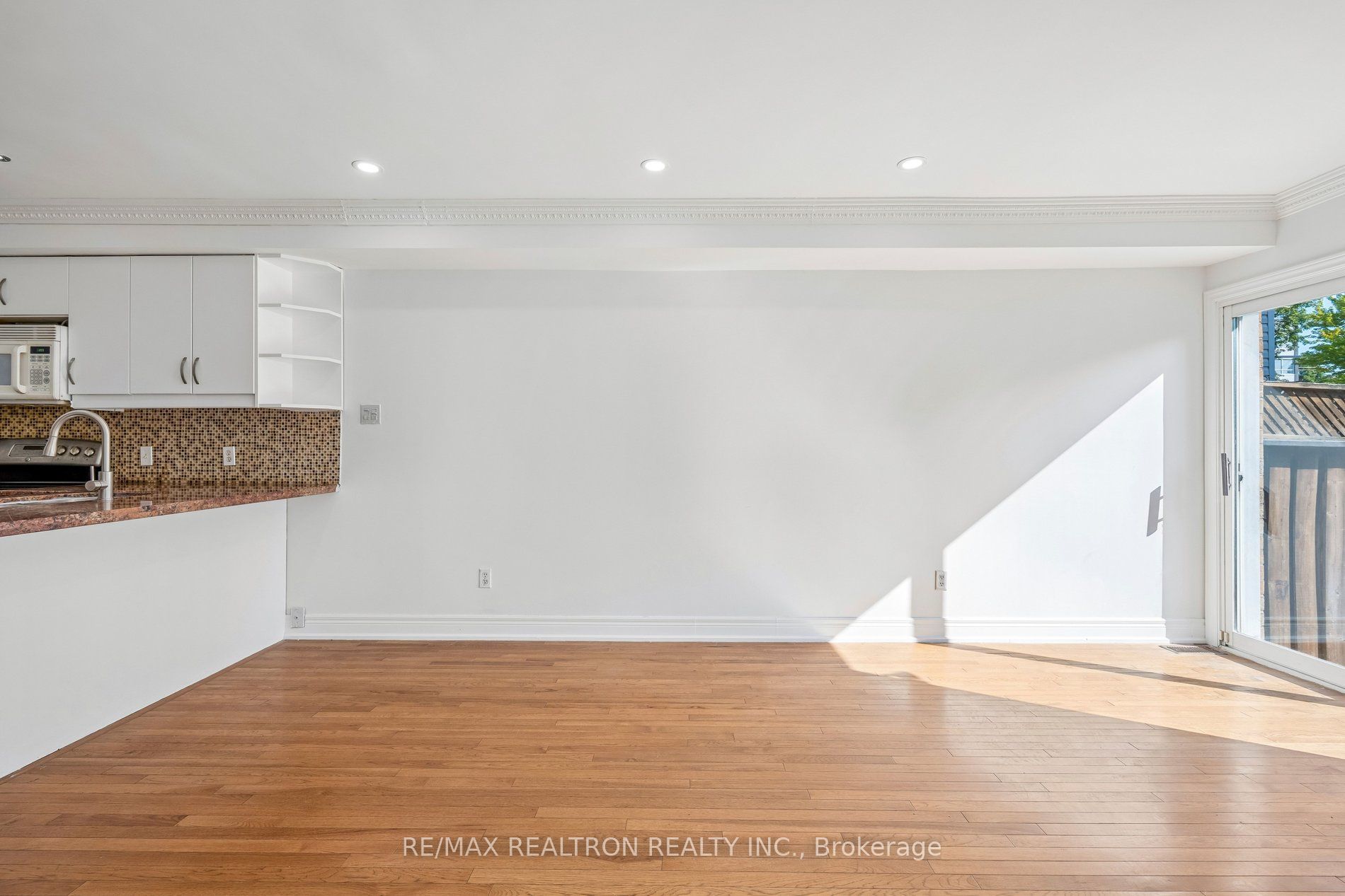C13664152 Property Photo 7