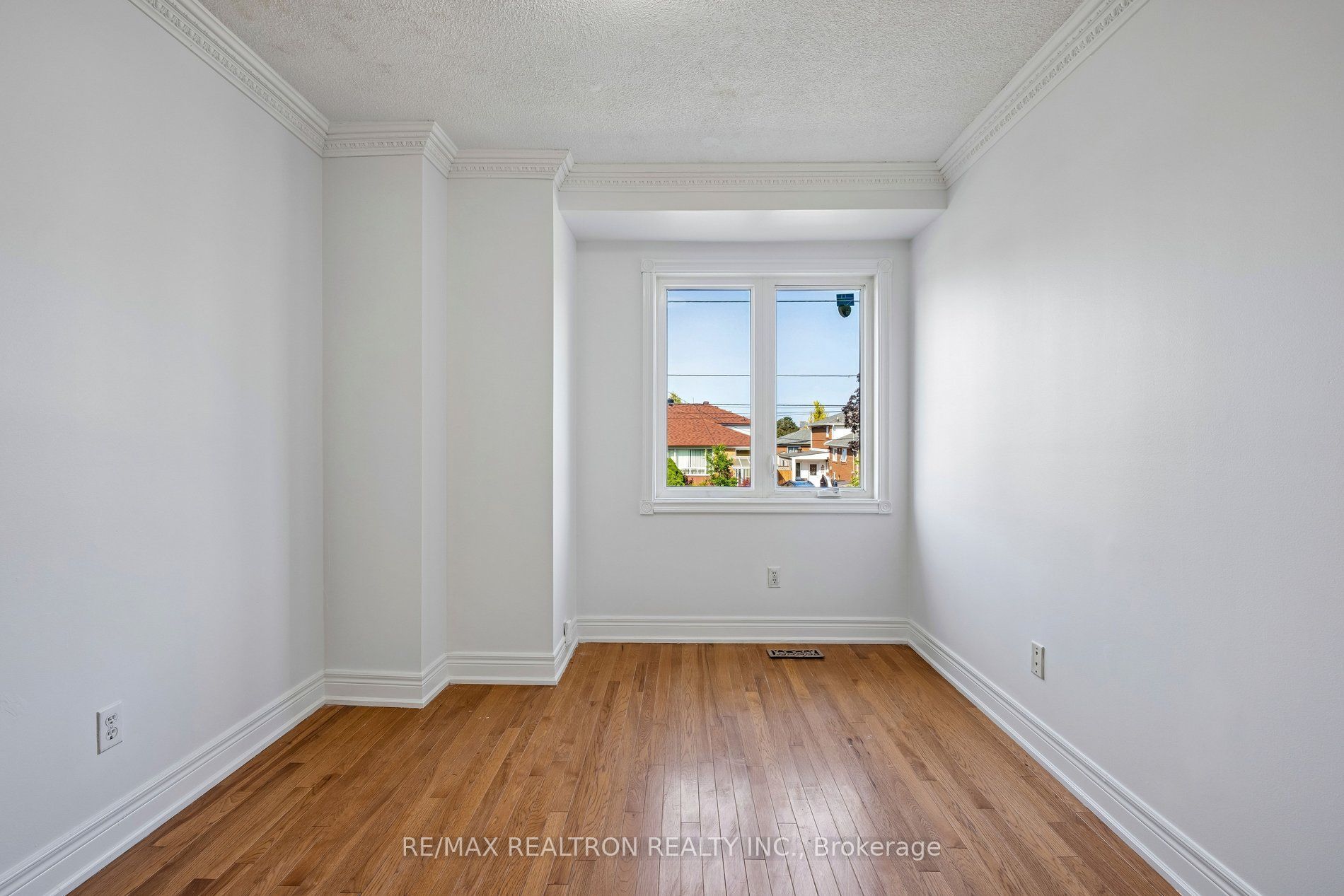 C13664152 Property Photo 11