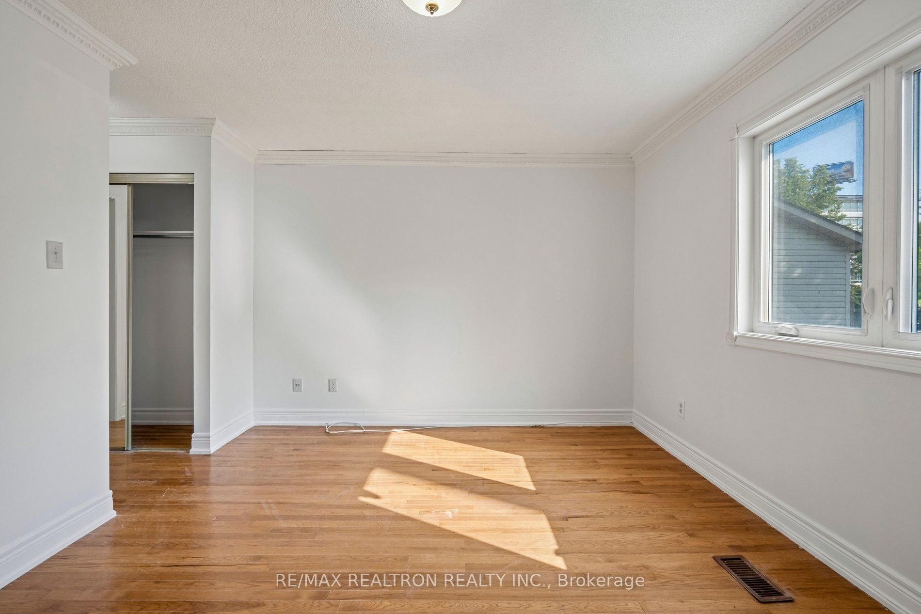 C13664152 Property Photo 15