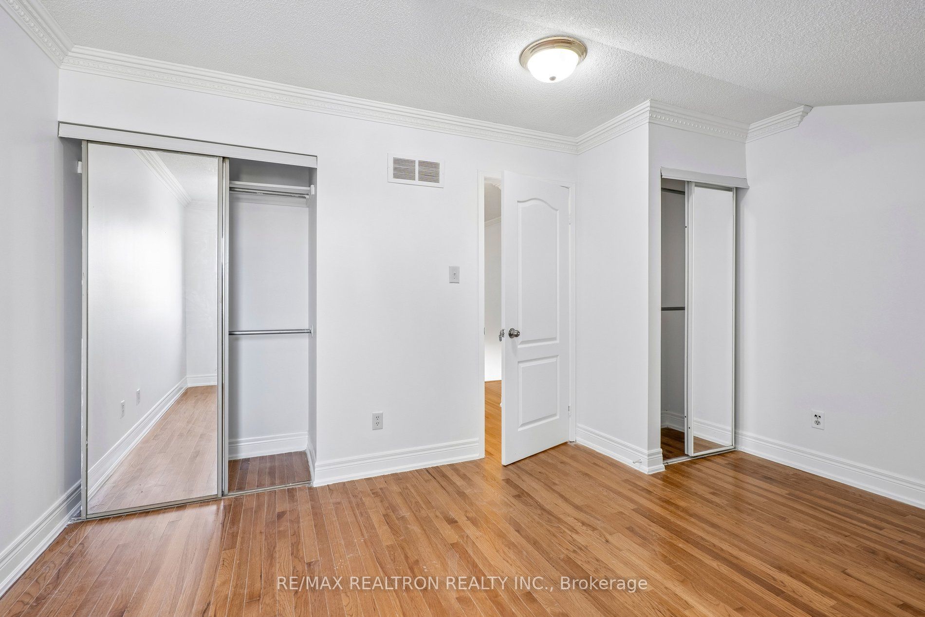 C13664152 Property Photo 22