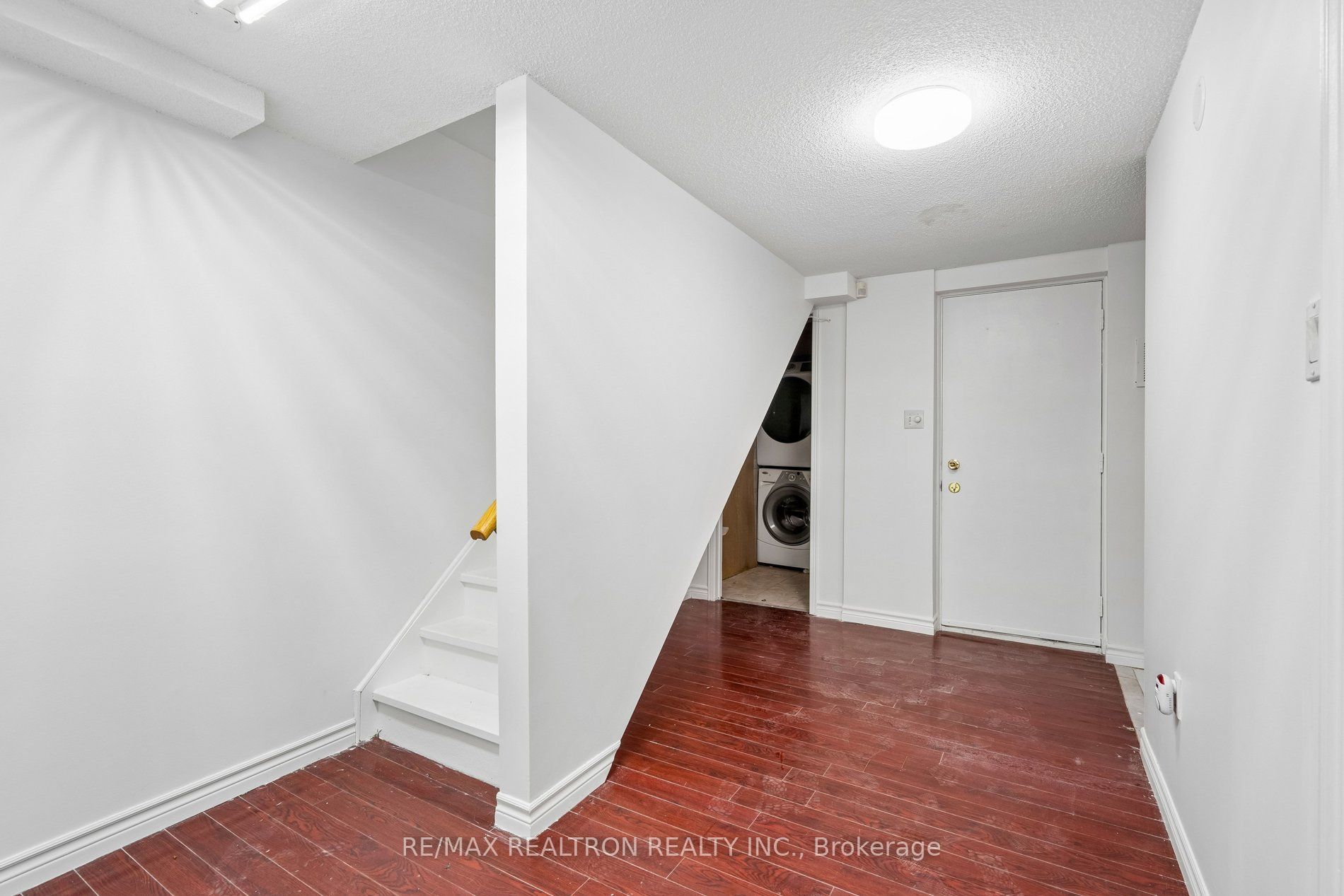 C13664152 Property Photo 24