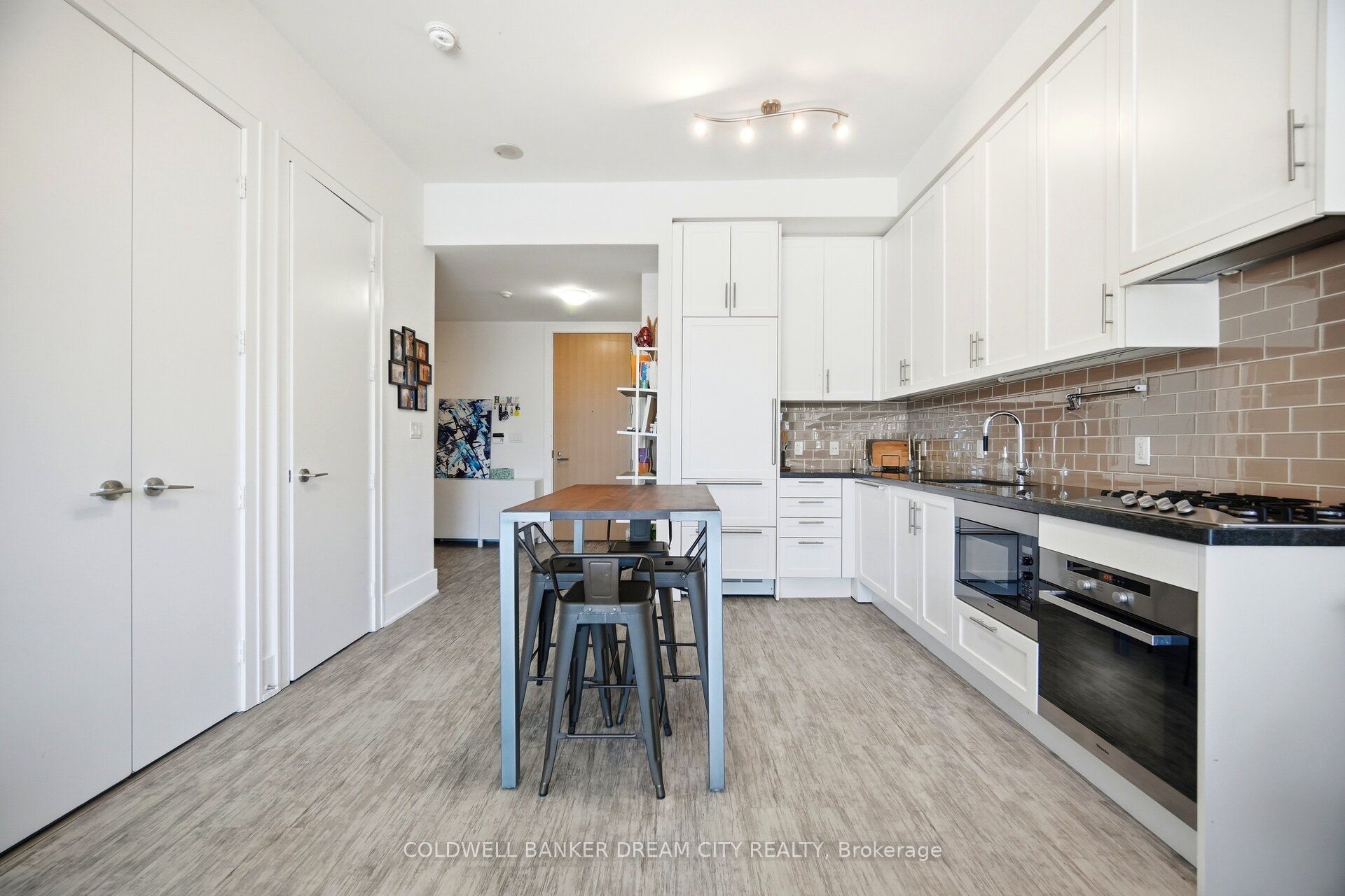 39 Queens Quay E 837 Property Photo 10