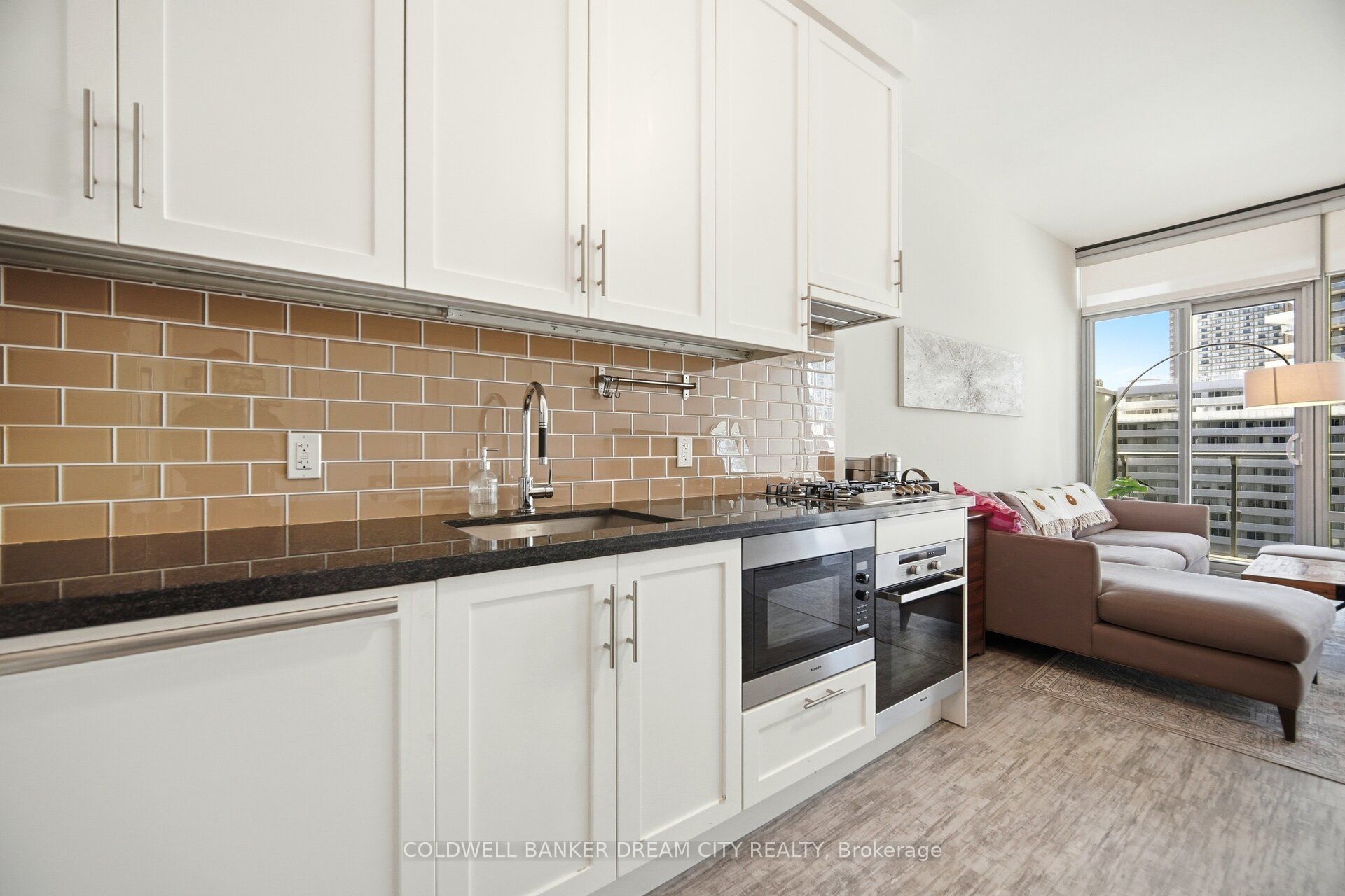 39 Queens Quay E 837 Property Photo 11