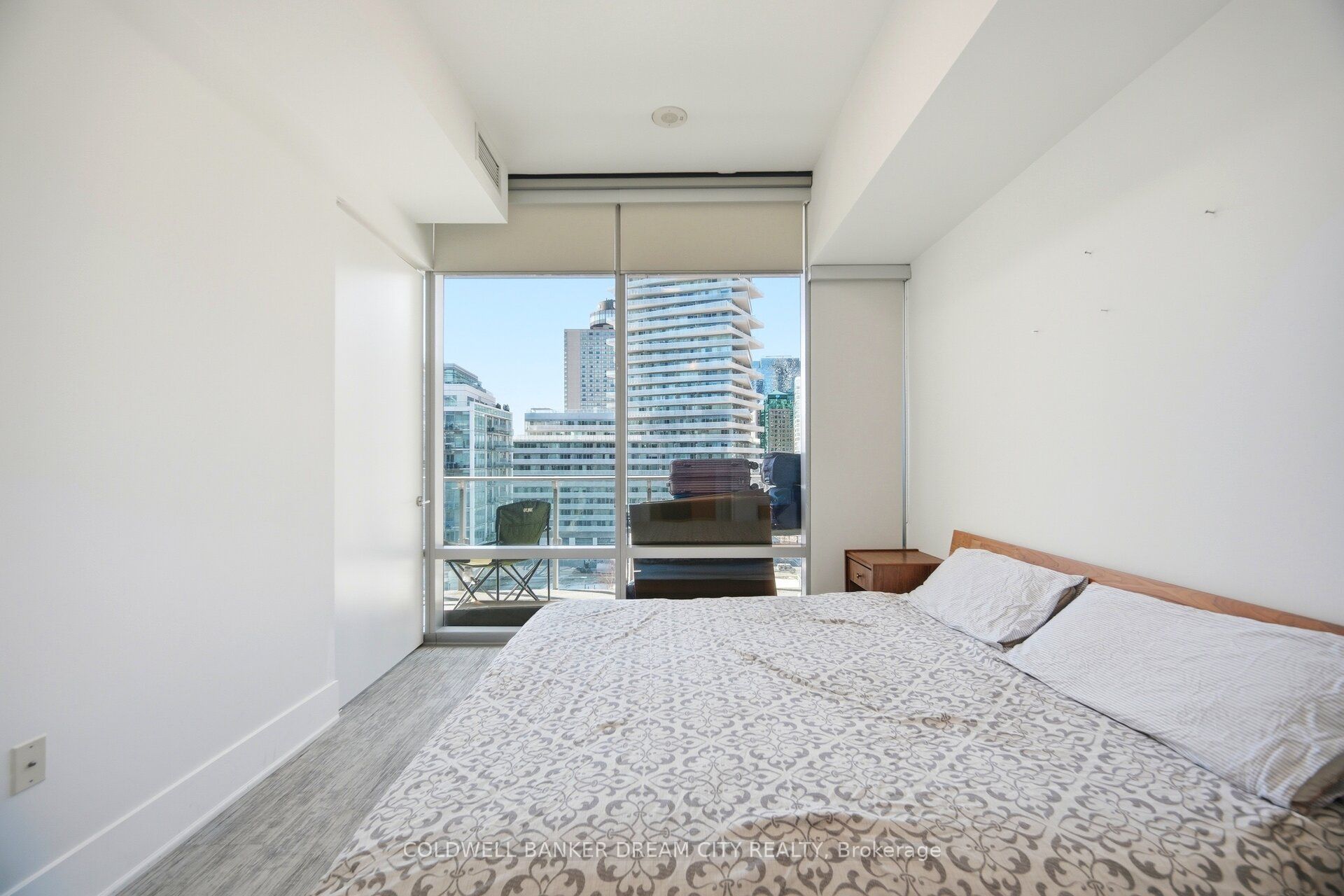 39 Queens Quay E 837 Property Photo 24