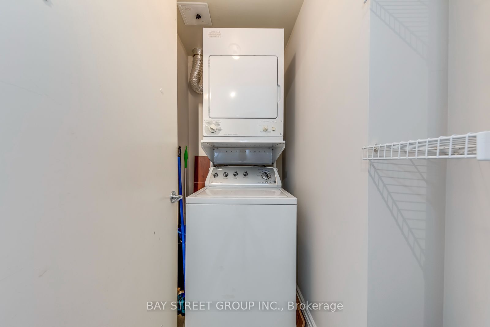500 Queens Quay W 512e Property Photo 25