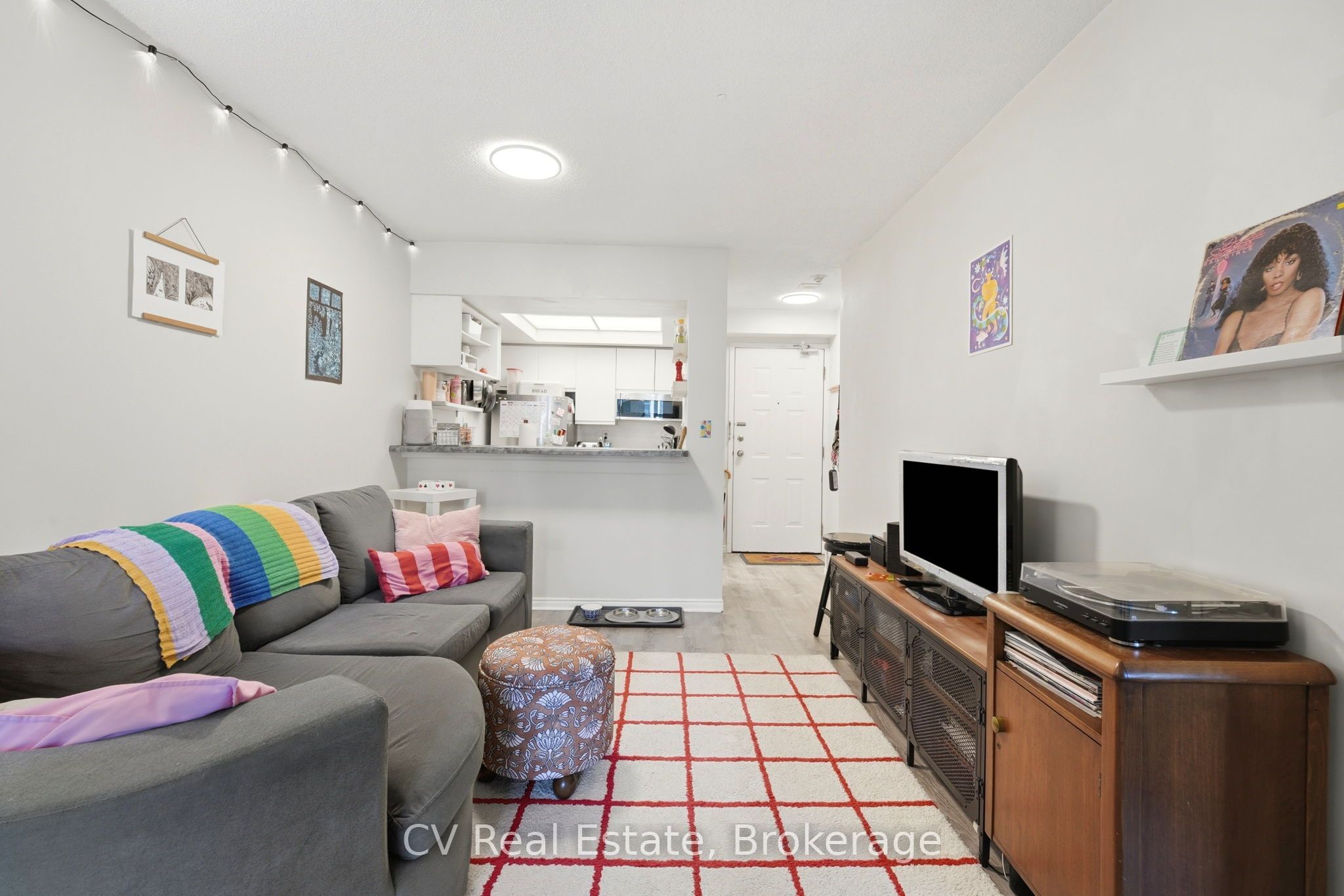 222 The Esplanade 506 Property Photo 3