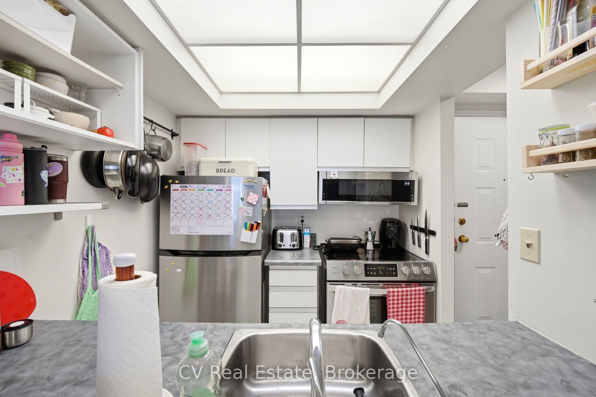 222 The Esplanade 506 Property Photo 5