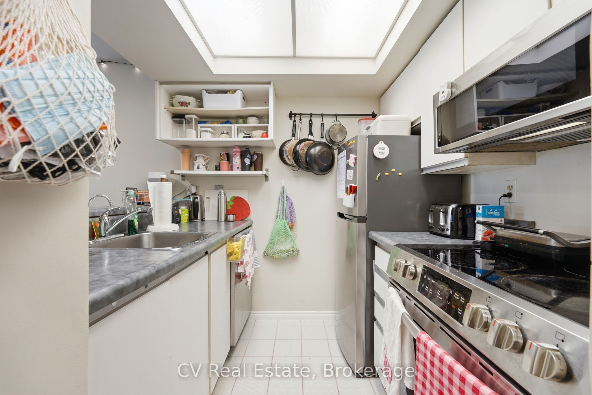 222 The Esplanade 506 Property Photo 6