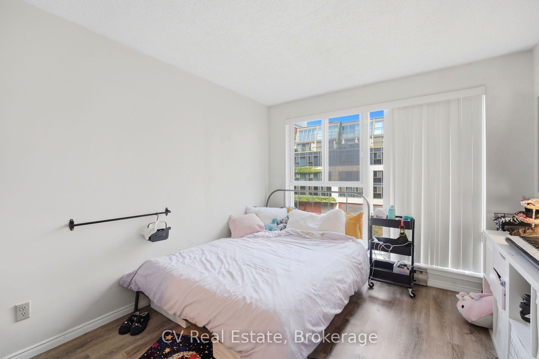 222 The Esplanade 506 Property Photo 12