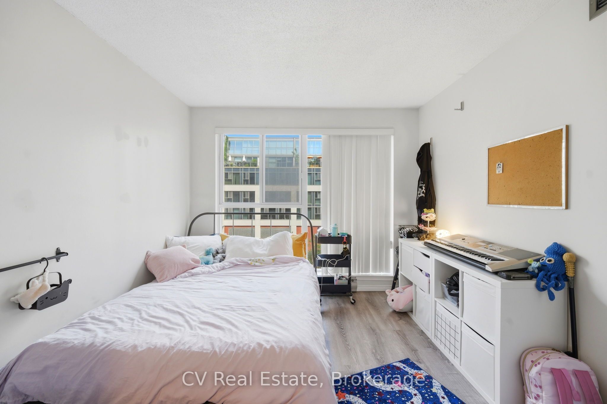 222 The Esplanade 506 Property Photo 14
