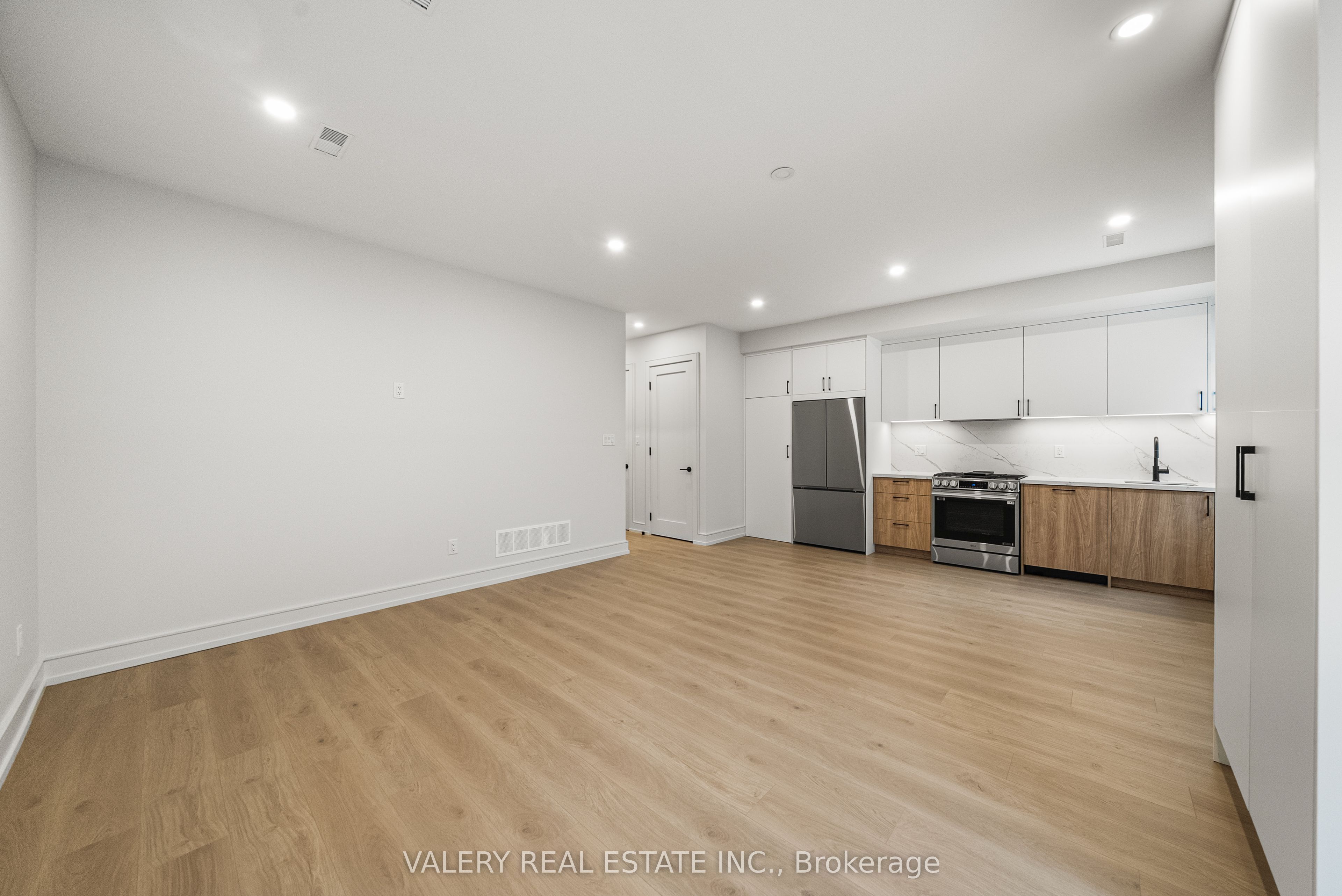 131 Dovercourt Road Laneway Main Property Photo 2