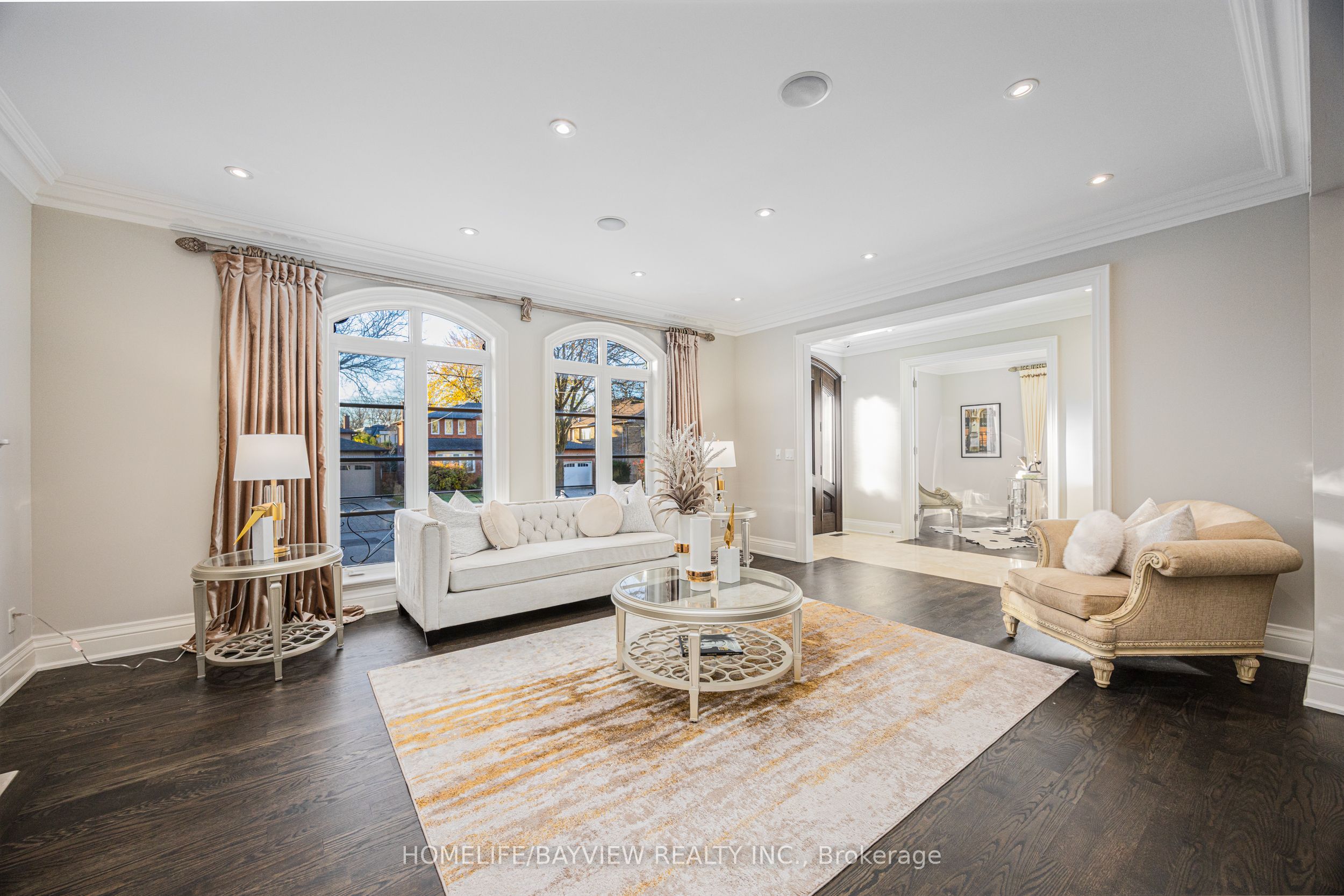 208 Holmes Avenue Property Photo 8