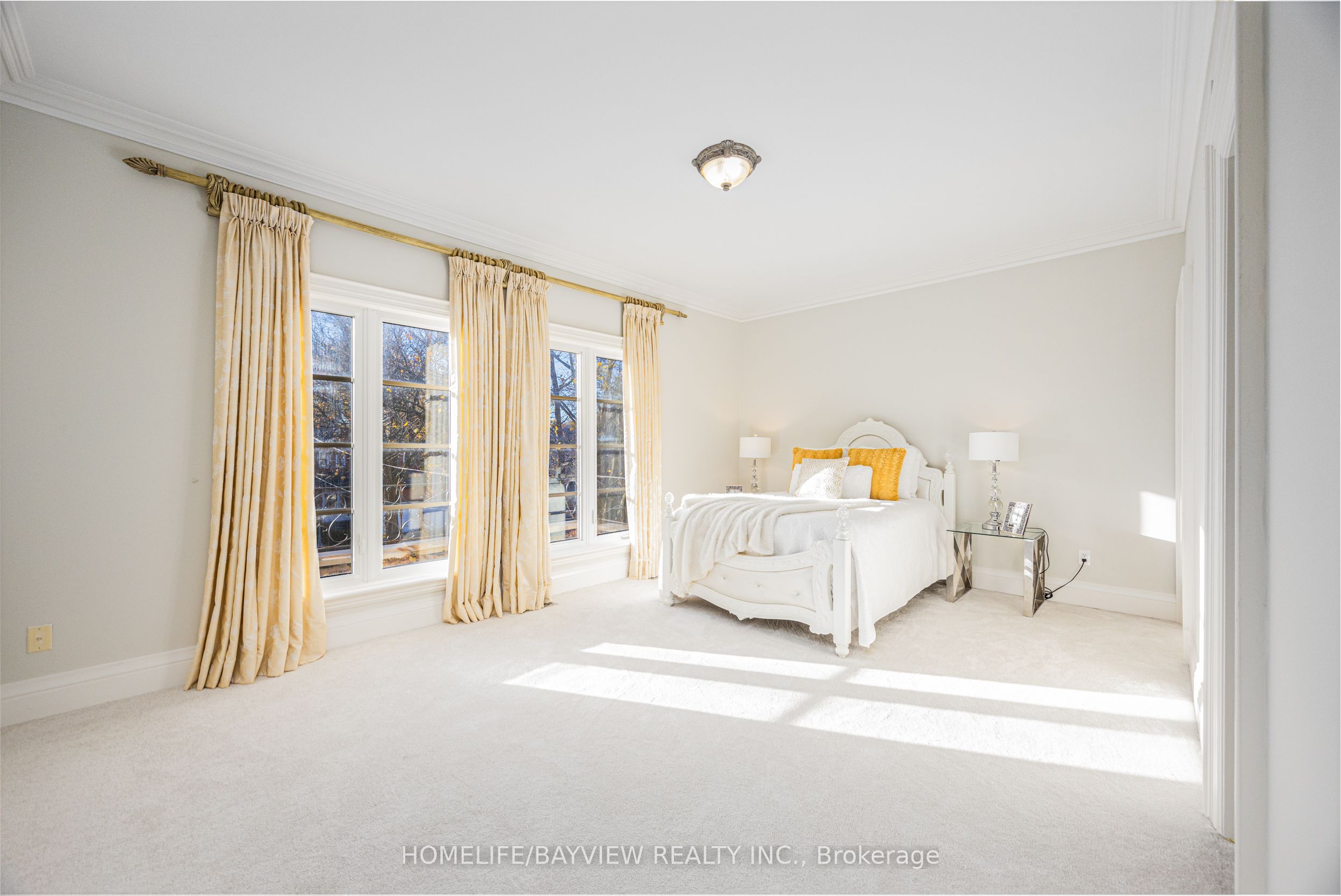 208 Holmes Avenue Property Photo 24