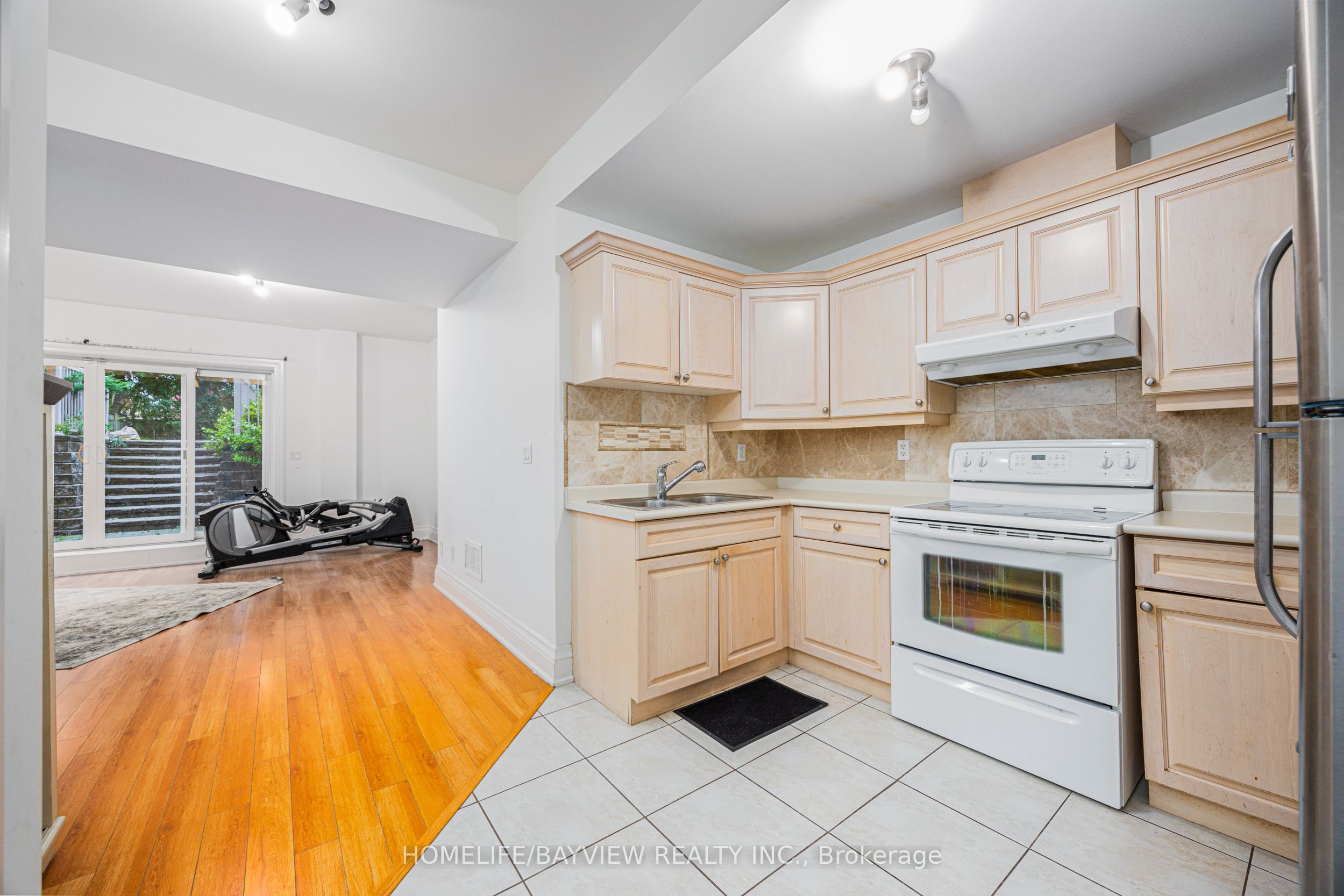 208 Holmes Avenue Property Photo 34