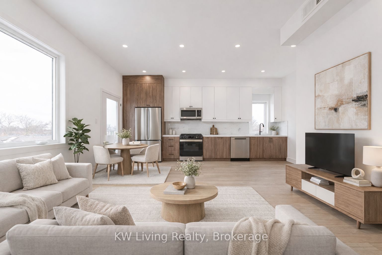 712 Eglinton Avenue E Property Photo 1