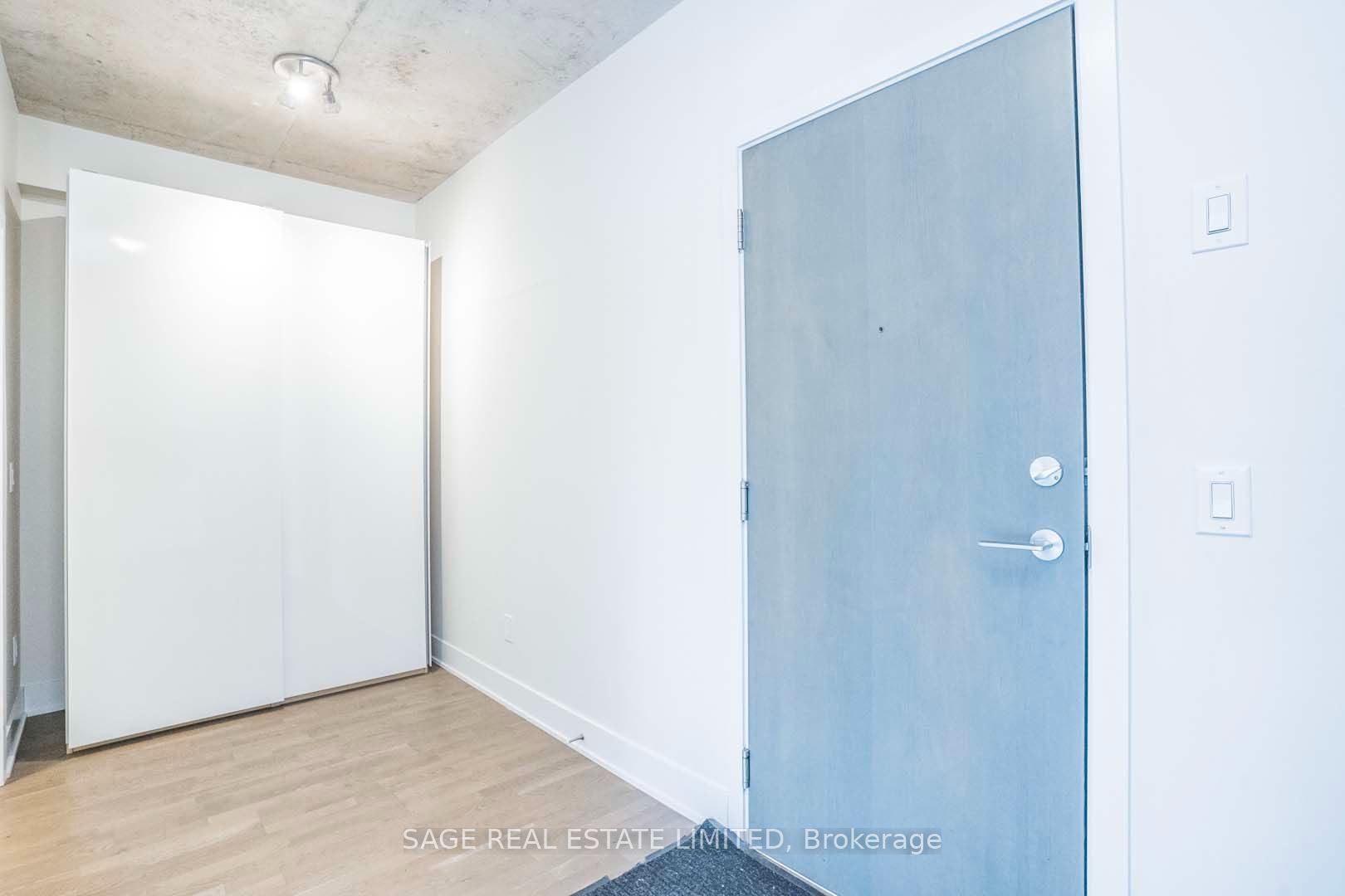 90 Trinity Street 305 Property Photo 13