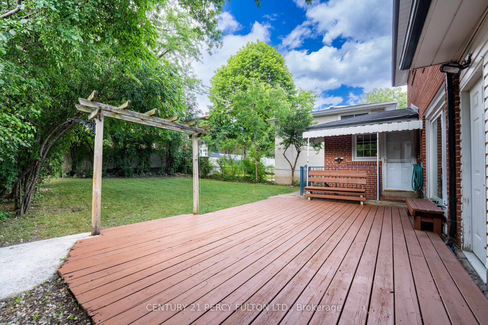 6 Donna Court Property Photo 43