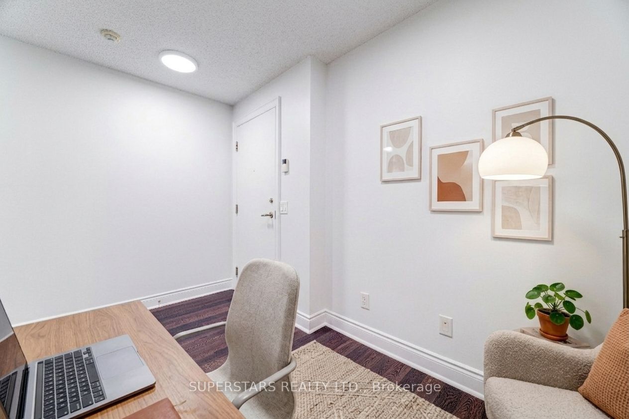 25 Greenview Avenue 524 Property Photo 7