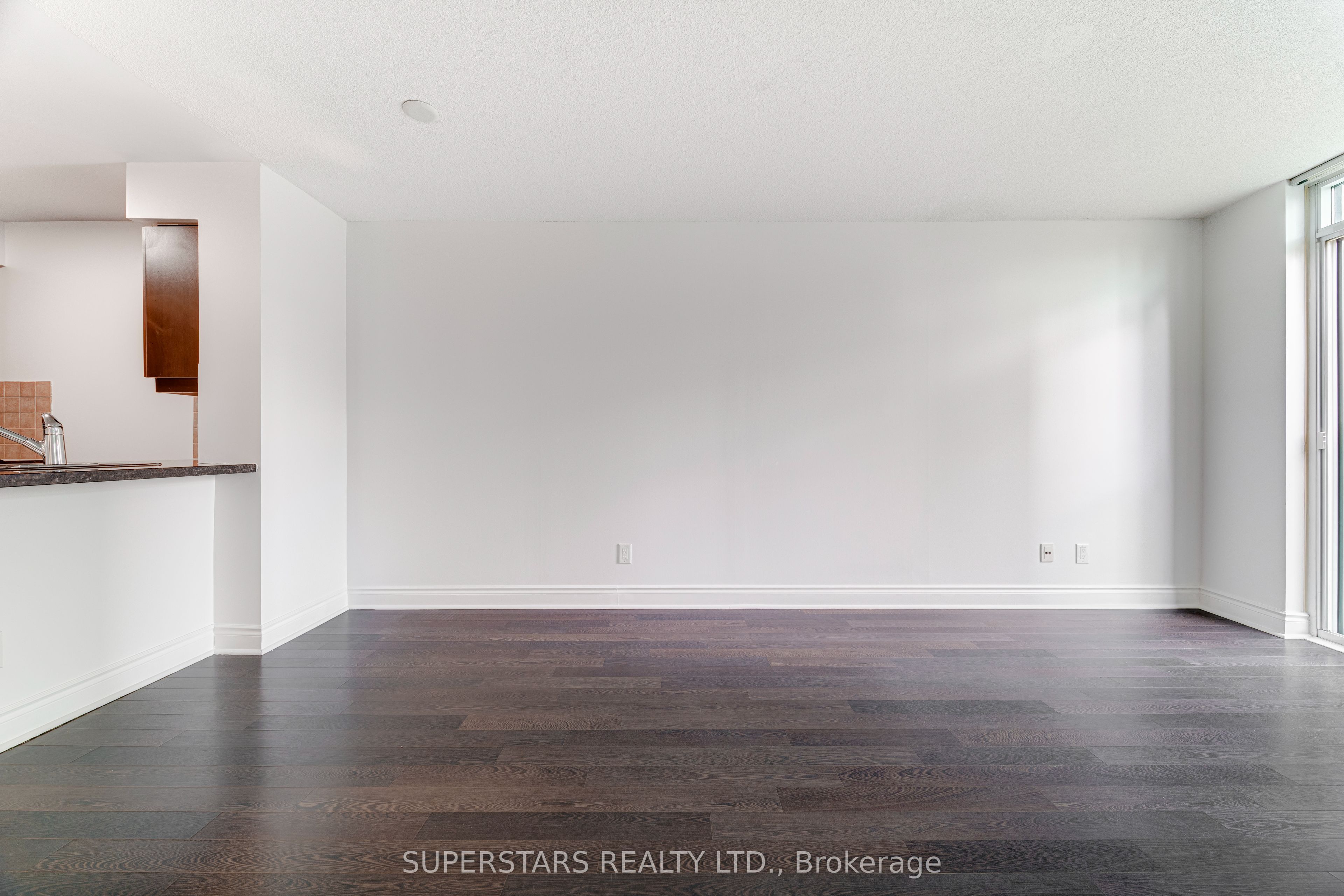 25 Greenview Avenue 524 Property Photo 19