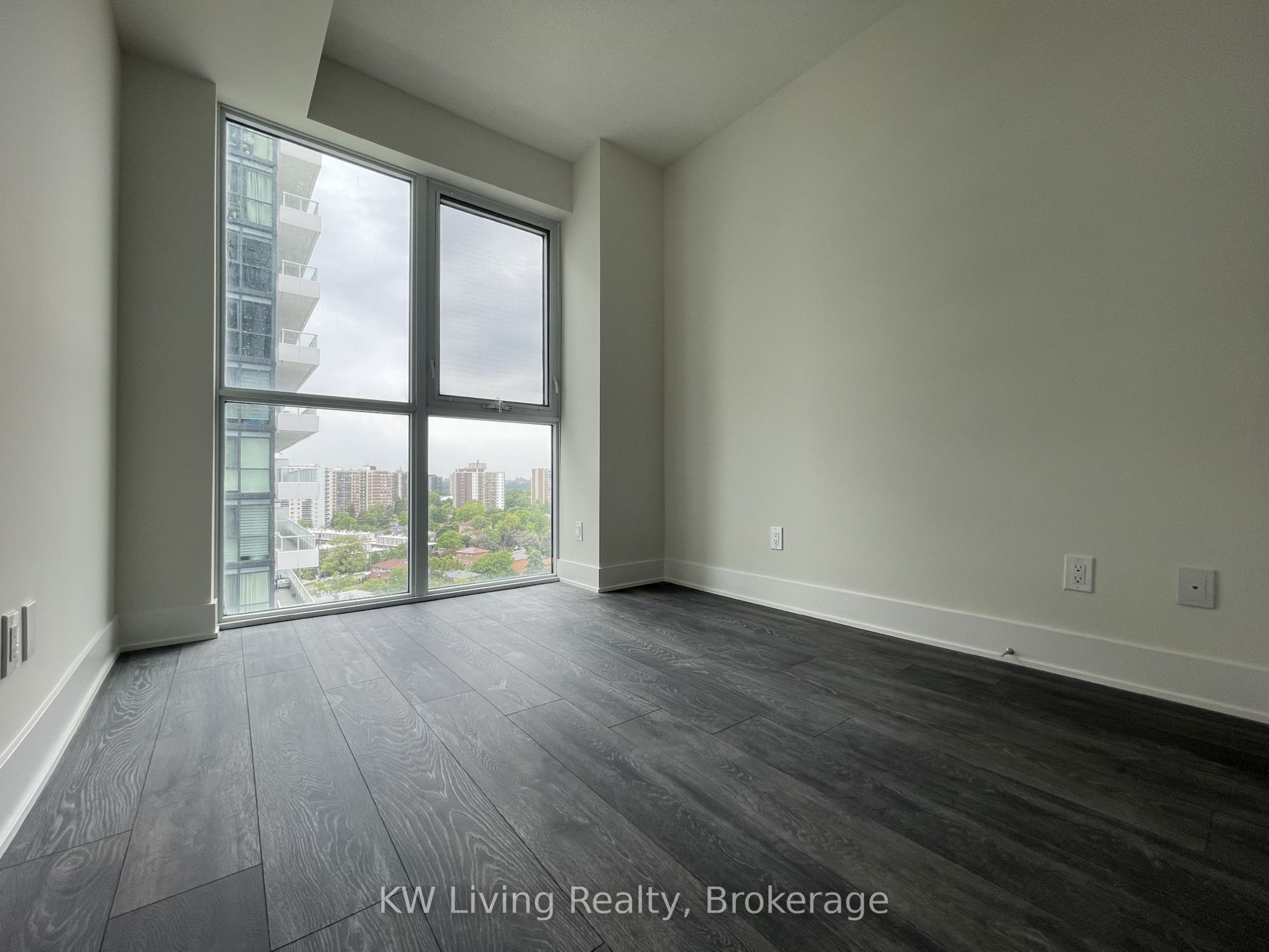 188 Fairview Mall Drive 1202 Property Photo 6