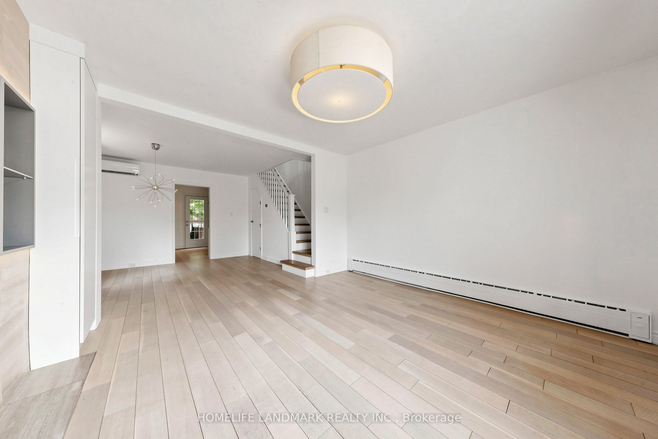 190 Lawrence Avenue W Property Photo 13