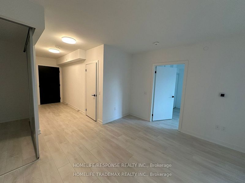 117 Broadway Avenue 416 Property Photo 4