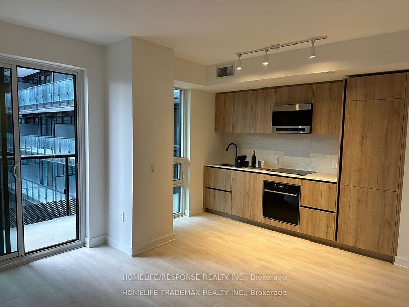 117 Broadway Avenue 416 Property Photo 13