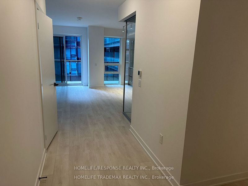 117 Broadway Avenue 416 Property Photo 20