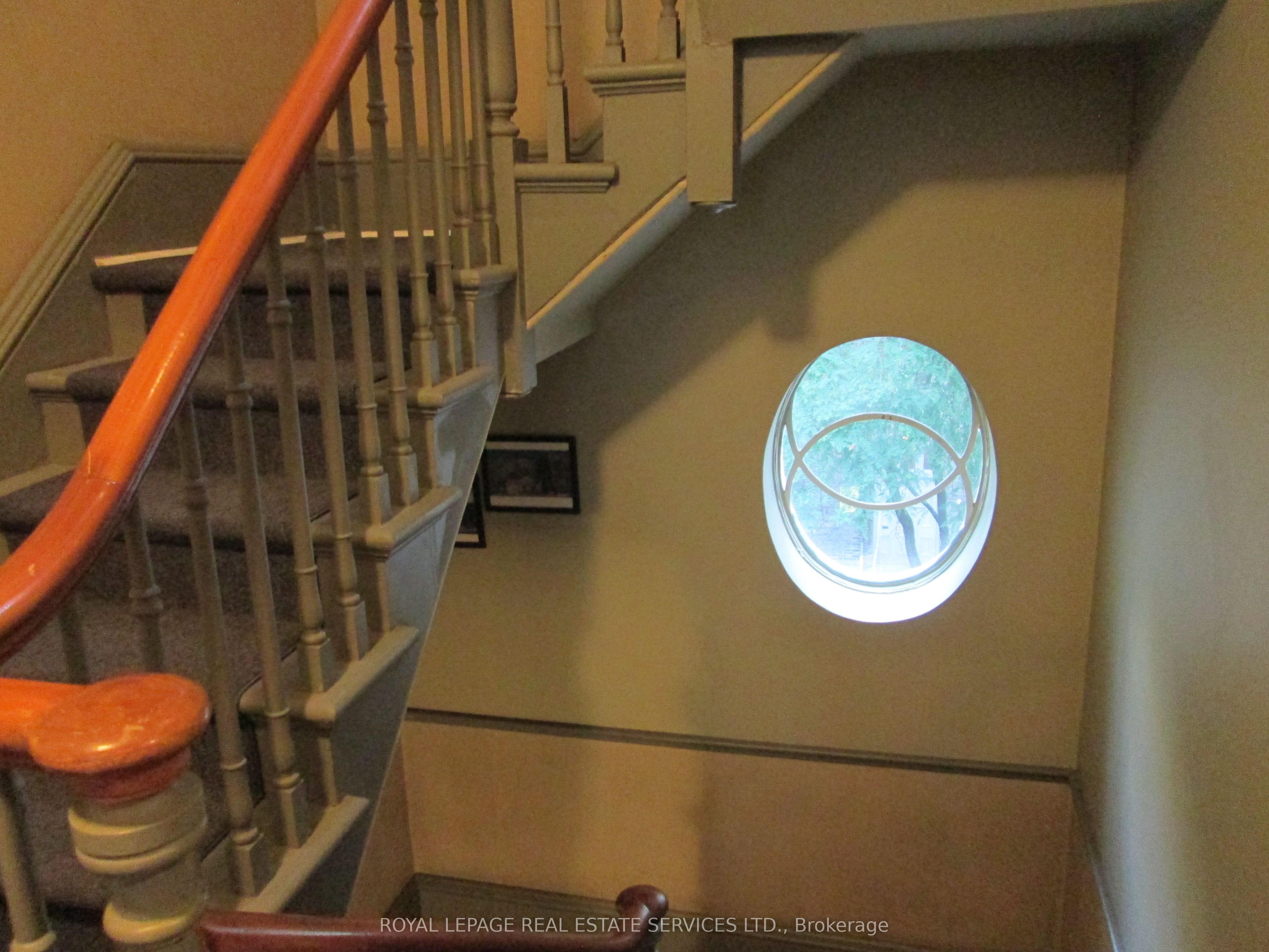 6 Trinity Square Property Photo 6