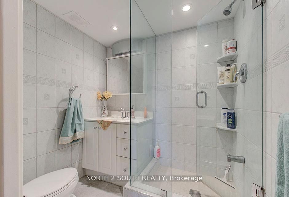 175 Hilda Avenue 511 Property Photo 28