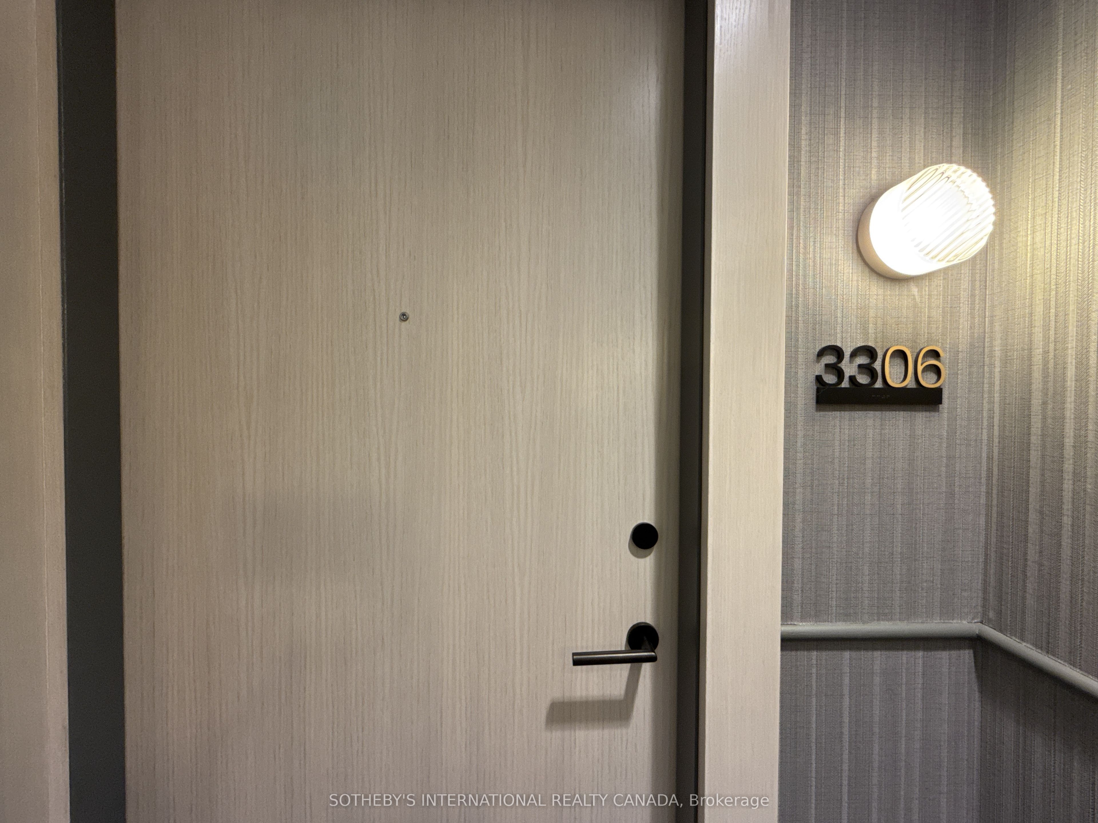200 Redpath Avenue 2606 Property Photo 2