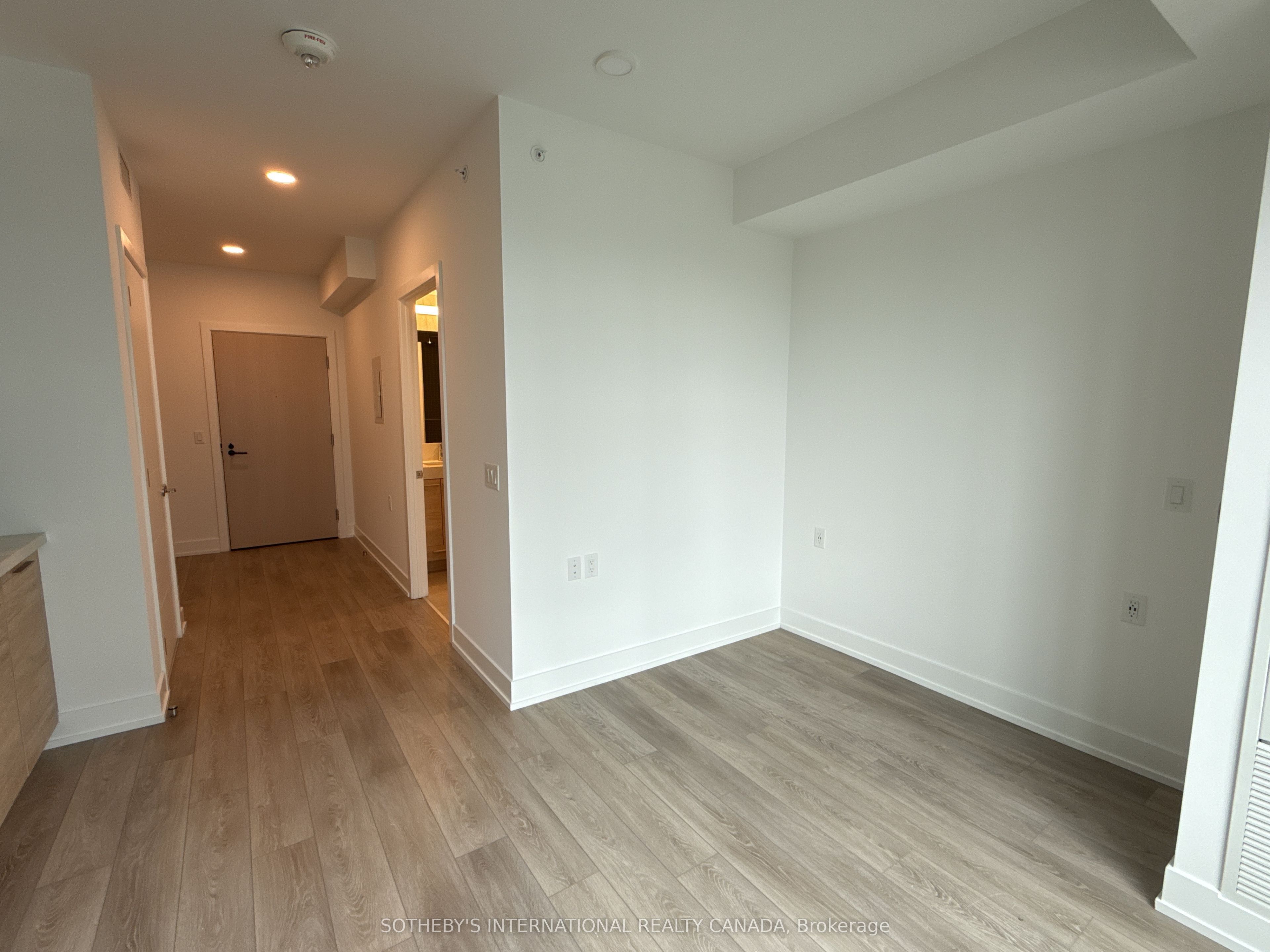200 Redpath Avenue 2606 Property Photo 4
