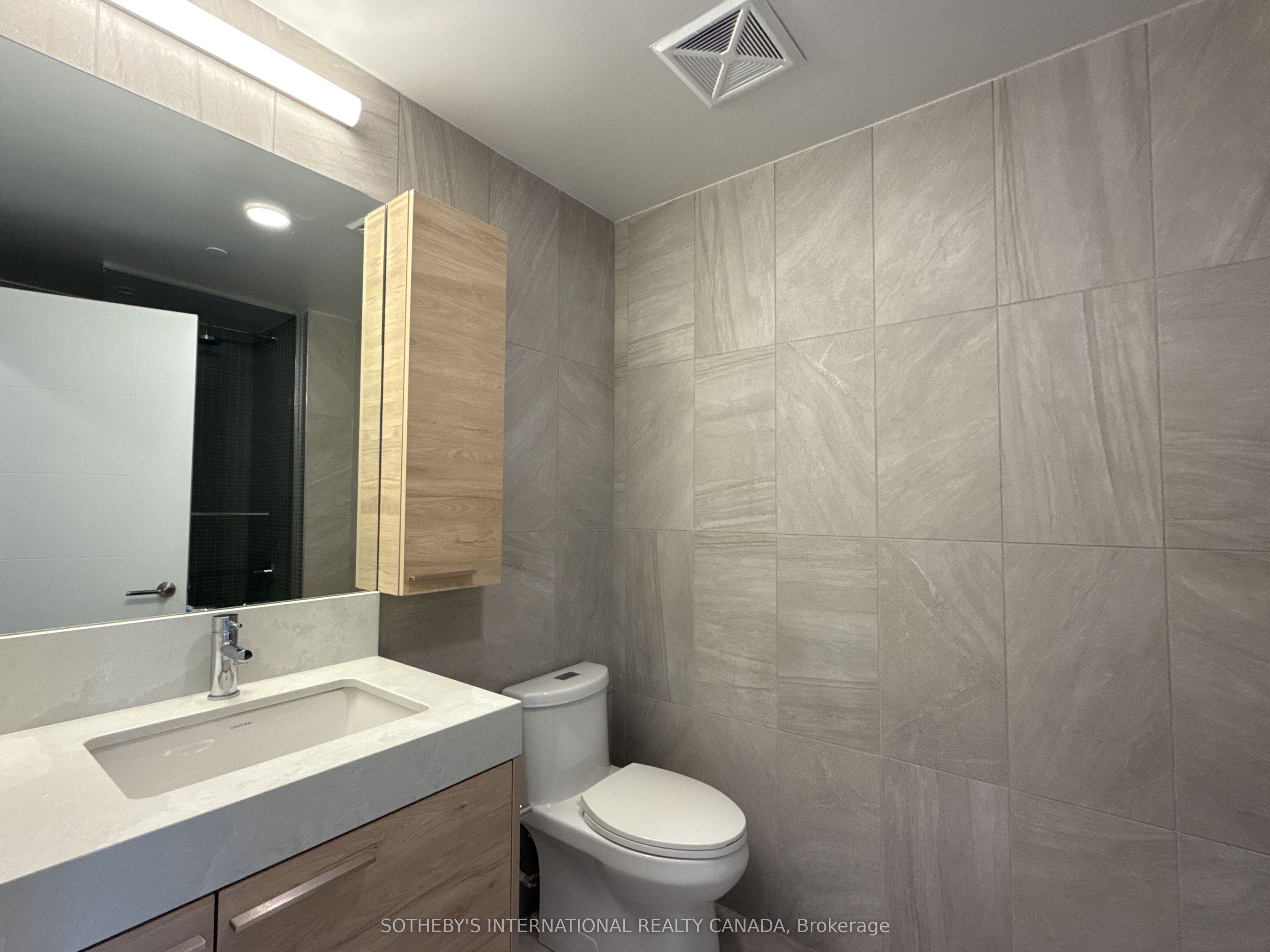 200 Redpath Avenue 2606 Property Photo 7