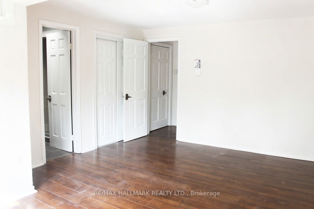 222 Broadway Avenue Property Photo 4